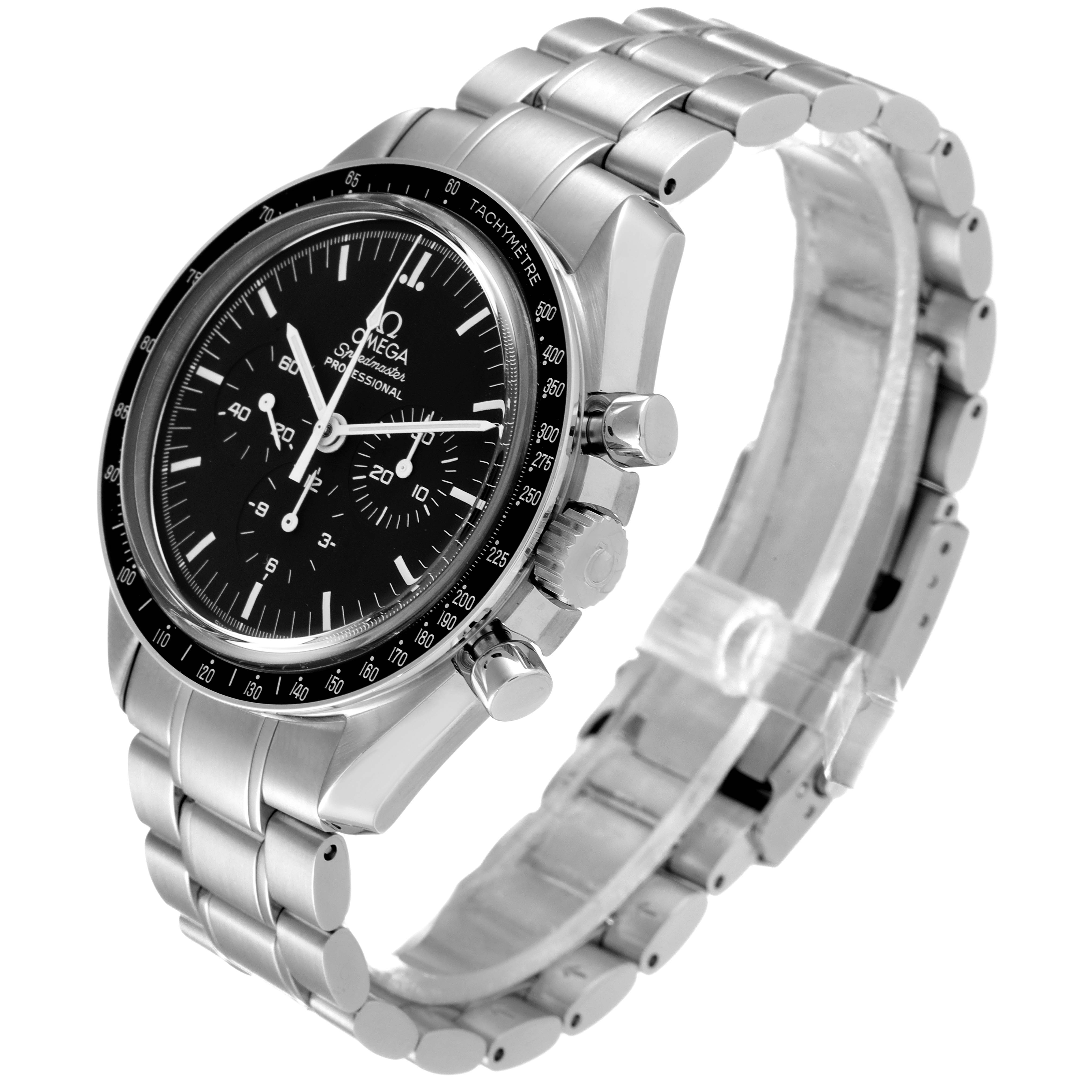The image shows an angled view of an Omega Speedmaster 3573.50.00 Men
s Stainless Steel Black Dial 3573.50.00 Men
s Stainless Steel Black Dial watch, highlighting the face, bezel, case, and bracelet.
