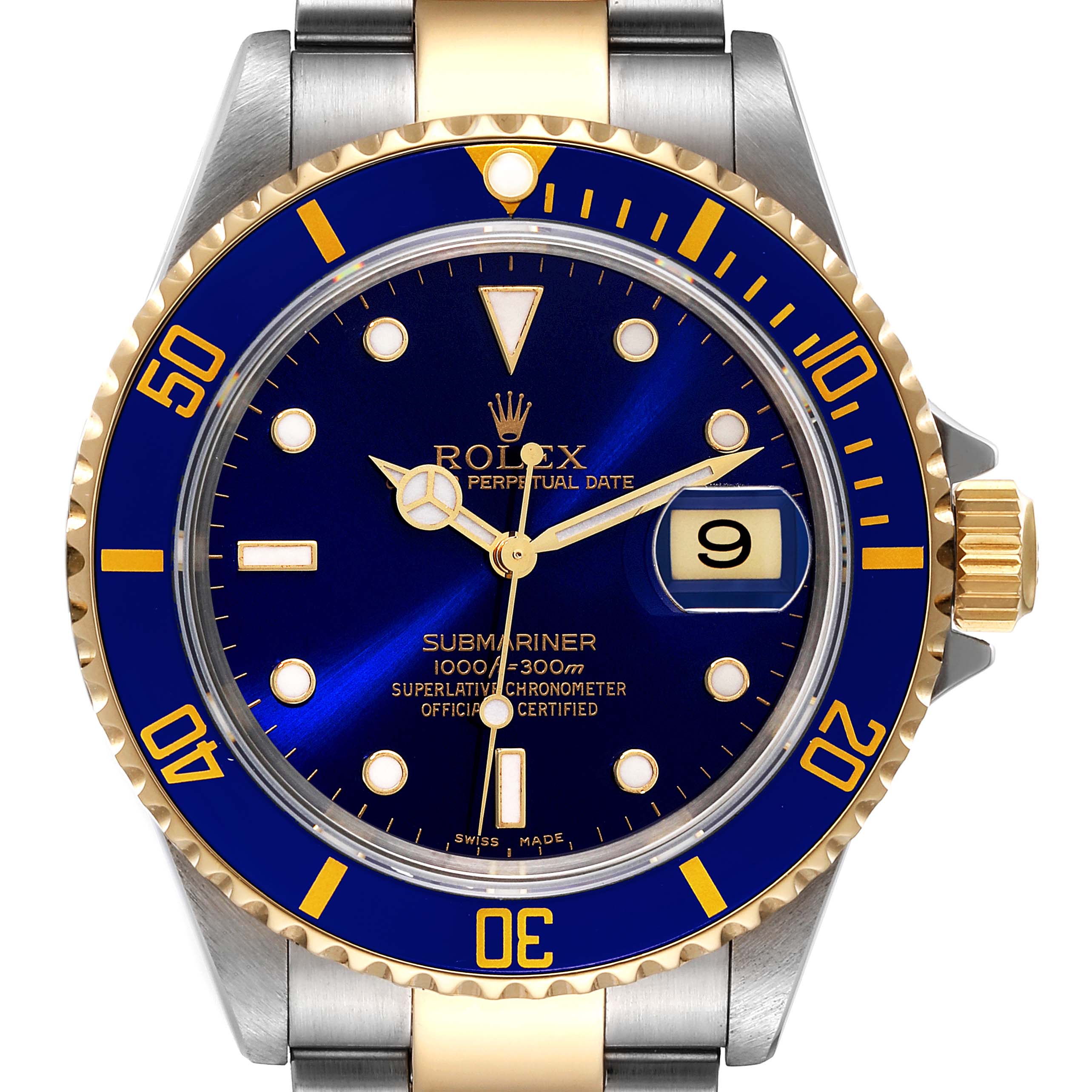 This image shows a front view of the Rolex Submariner 16613 Men
s Steel and Gold (two tone) Blue Dial 16613 Men
s Steel and Gold (two tone) Blue Dial watch, emphasizing its blue dial, date window, and two-tone bezel.