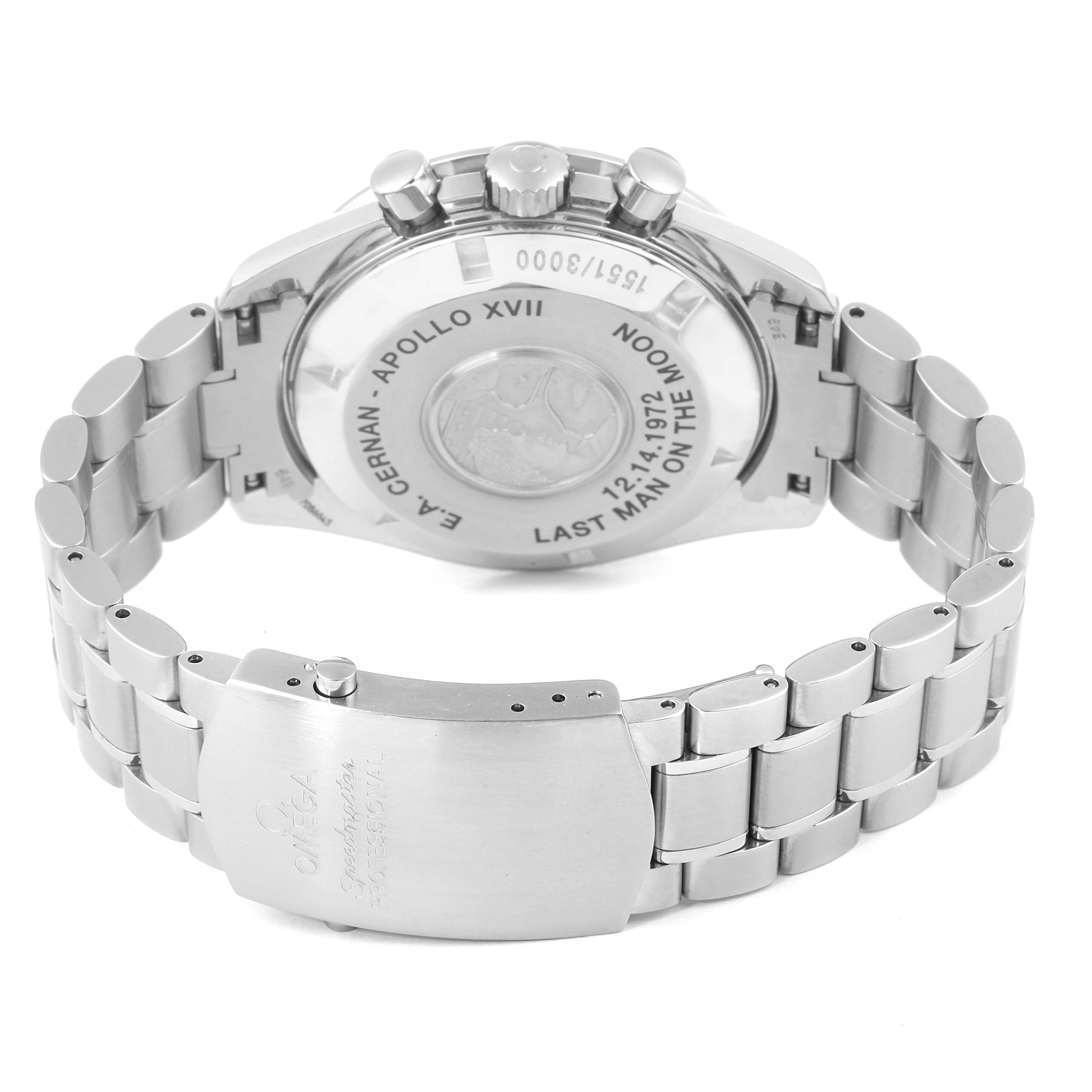 The image shows the case back and bracelet of an Omega Speedmaster 3574.51.00 Men
s Stainless Steel Black Dial 3574.51.00 Men
s Stainless Steel Black Dial watch, featuring an engraved commemorative design.