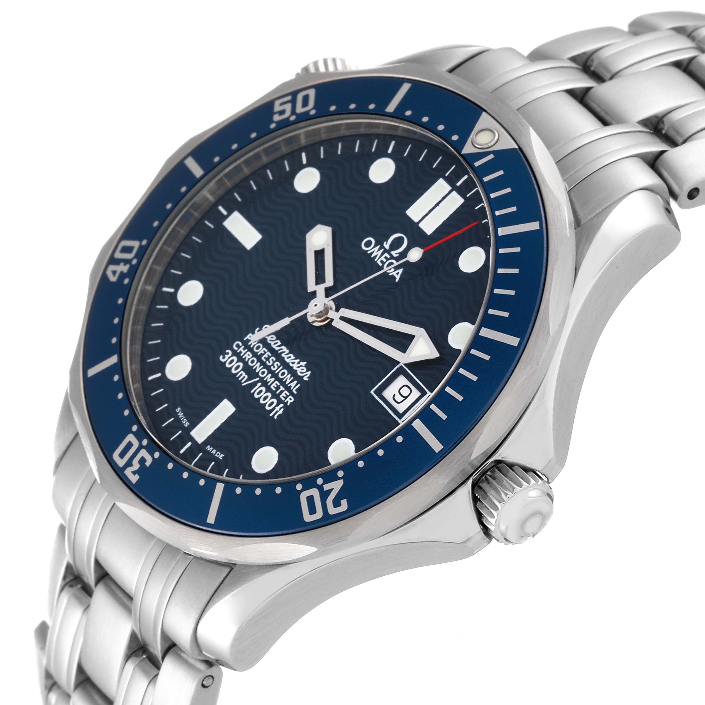 The image shows a close-up angle of the Omega Seamaster 2531.80.00 Men
s Stainless Steel Blue Dial 2531.80.00 Men
s Stainless Steel Blue Dial watch, highlighting its dial, bezel, and stainless steel bracelet.