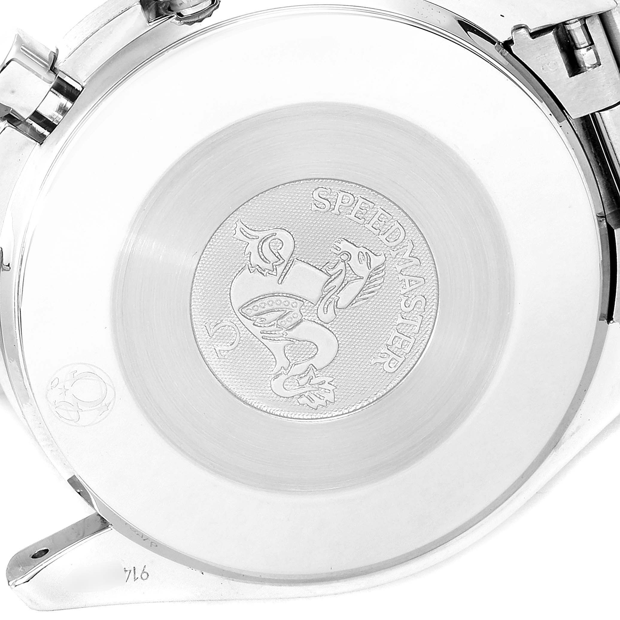 This is an image of the case back of an Omega Speedmaster 3539.50.00 Men
s Stainless Steel Black Dial 3539.50.00 Men
s Stainless Steel Black Dial watch showing its engraved logo.