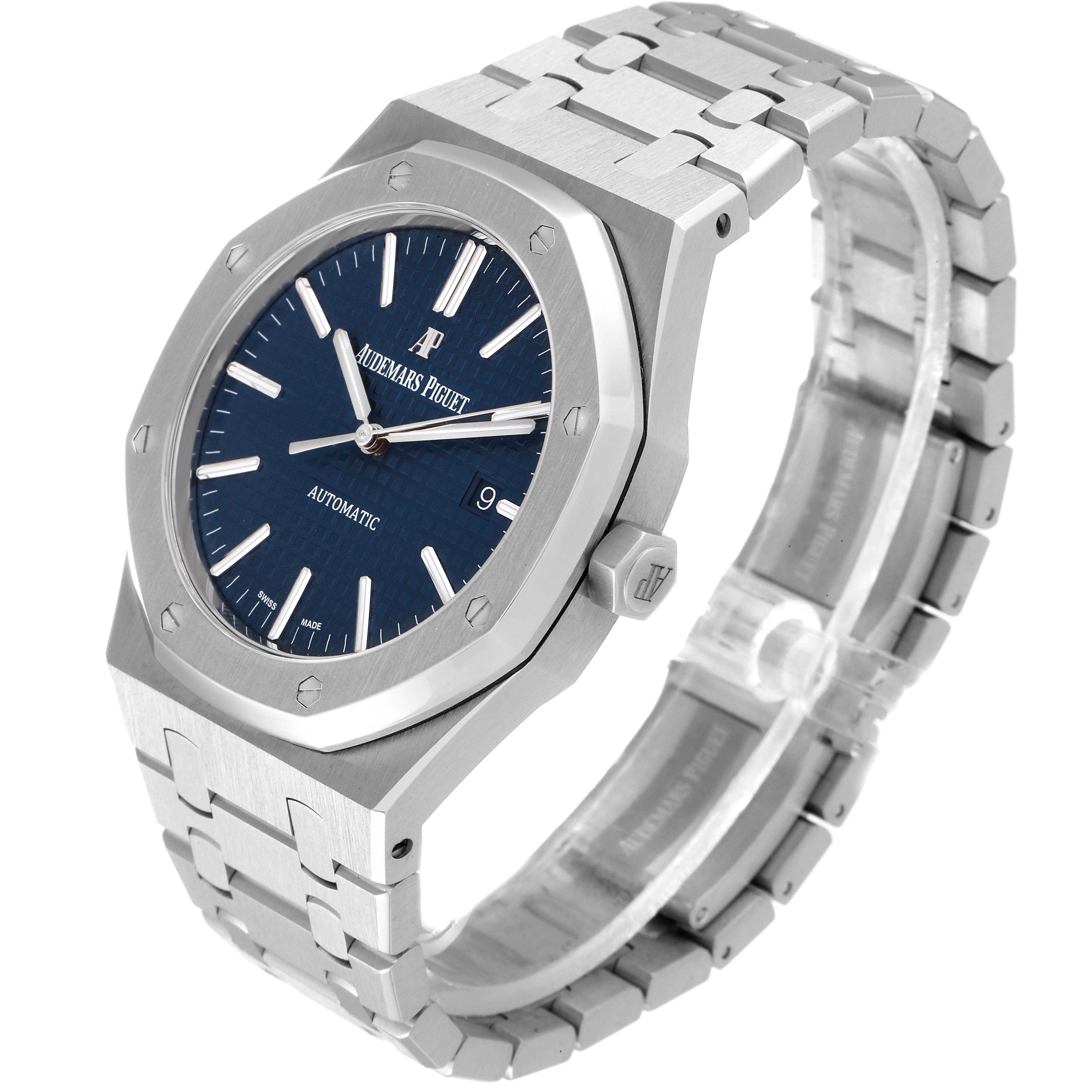 The image shows a side angle of the Audemars Piguet Royal Oak 15400ST.OO.1220ST.03 Men's Stainless Steel Blue Dial 15400ST.OO.1220ST.03 Men's Stainless Steel Blue Dial watch, highlighting its stainless steel bracelet, bezel, and blue dial.