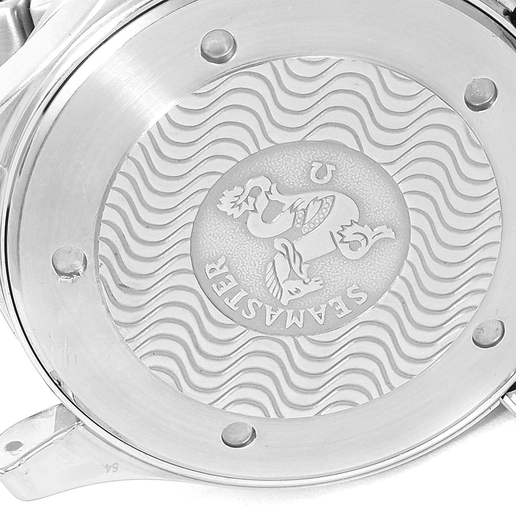 The image shows the back case of an Omega Seamaster 2542.80.00 Men
s Stainless Steel Blue Dial 2542.80.00 Men
s Stainless Steel Blue Dial watch, featuring the engraved logo and wave pattern.