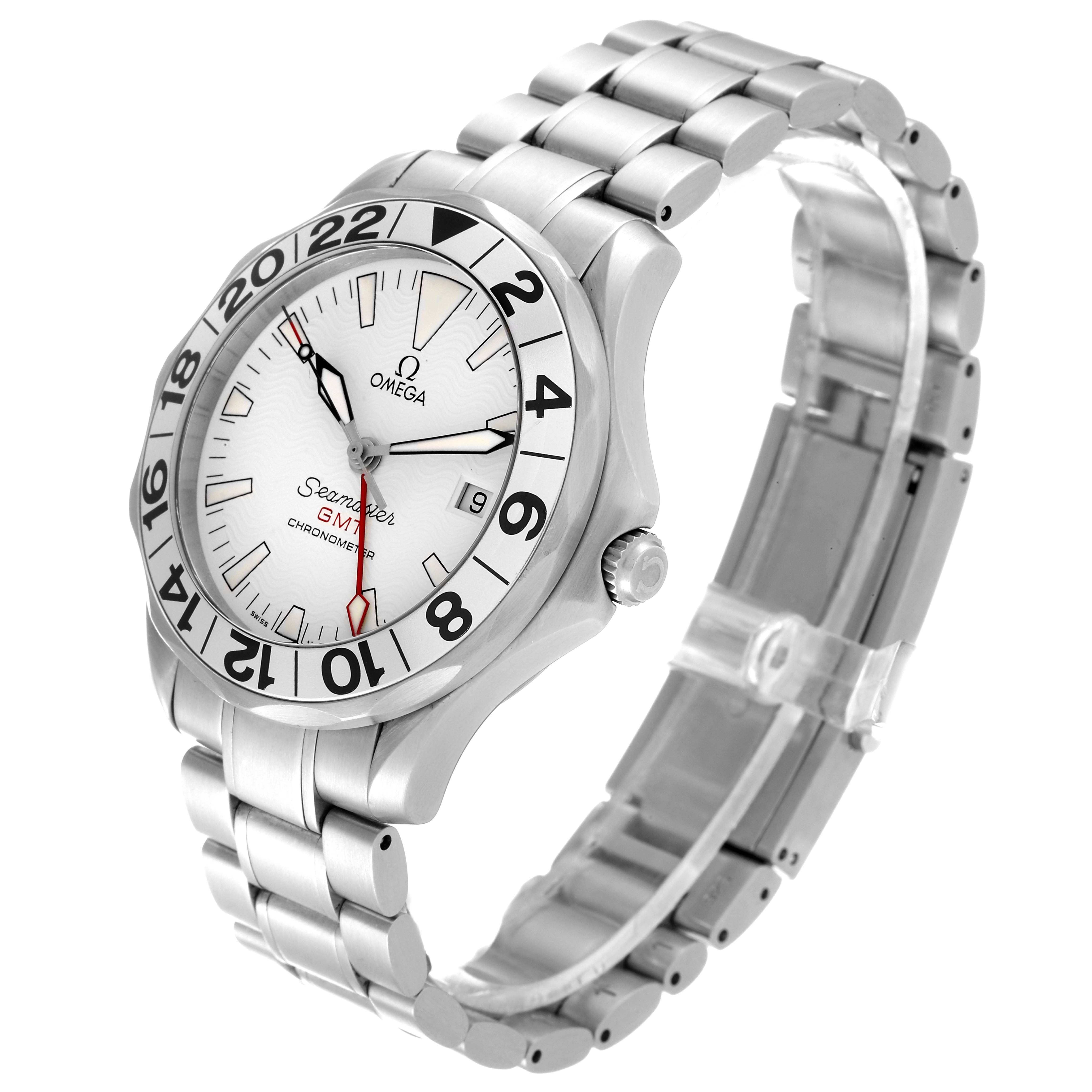 The image shows an Omega Seamaster 2538.20.00 Men's Stainless Steel White Dial 2538.20.00 Men's Stainless Steel White Dial model watch at a three-quarter angle, highlighting the dial, bezel, bracelet, and crown.