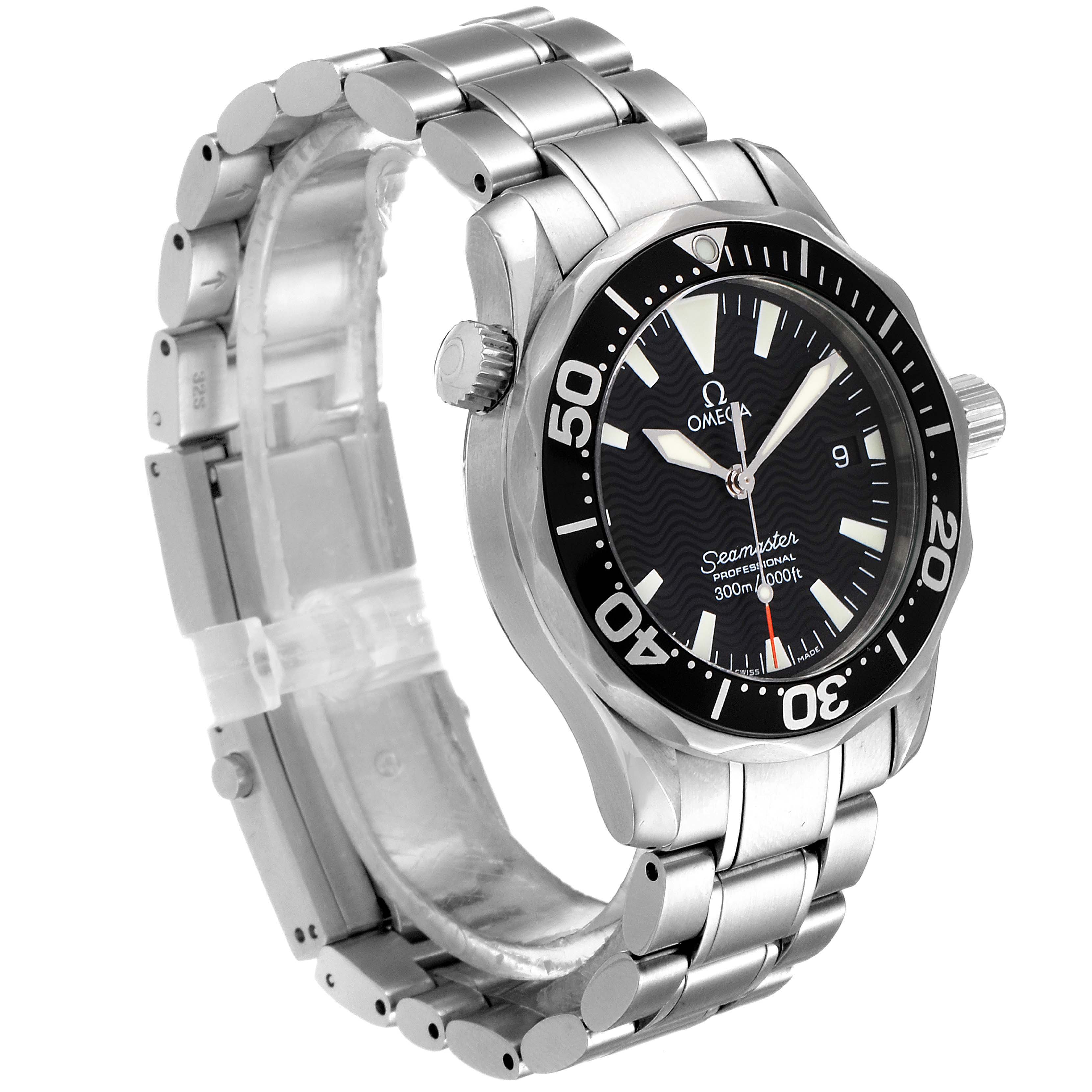 This image shows an Omega Seamaster 2262.50.00 Men
s Stainless Steel Black Dial 2262.50.00 Men
s Stainless Steel Black Dial watch from a three-quarter angle, highlighting the face, bezel, crown, and stainless steel bracelet.