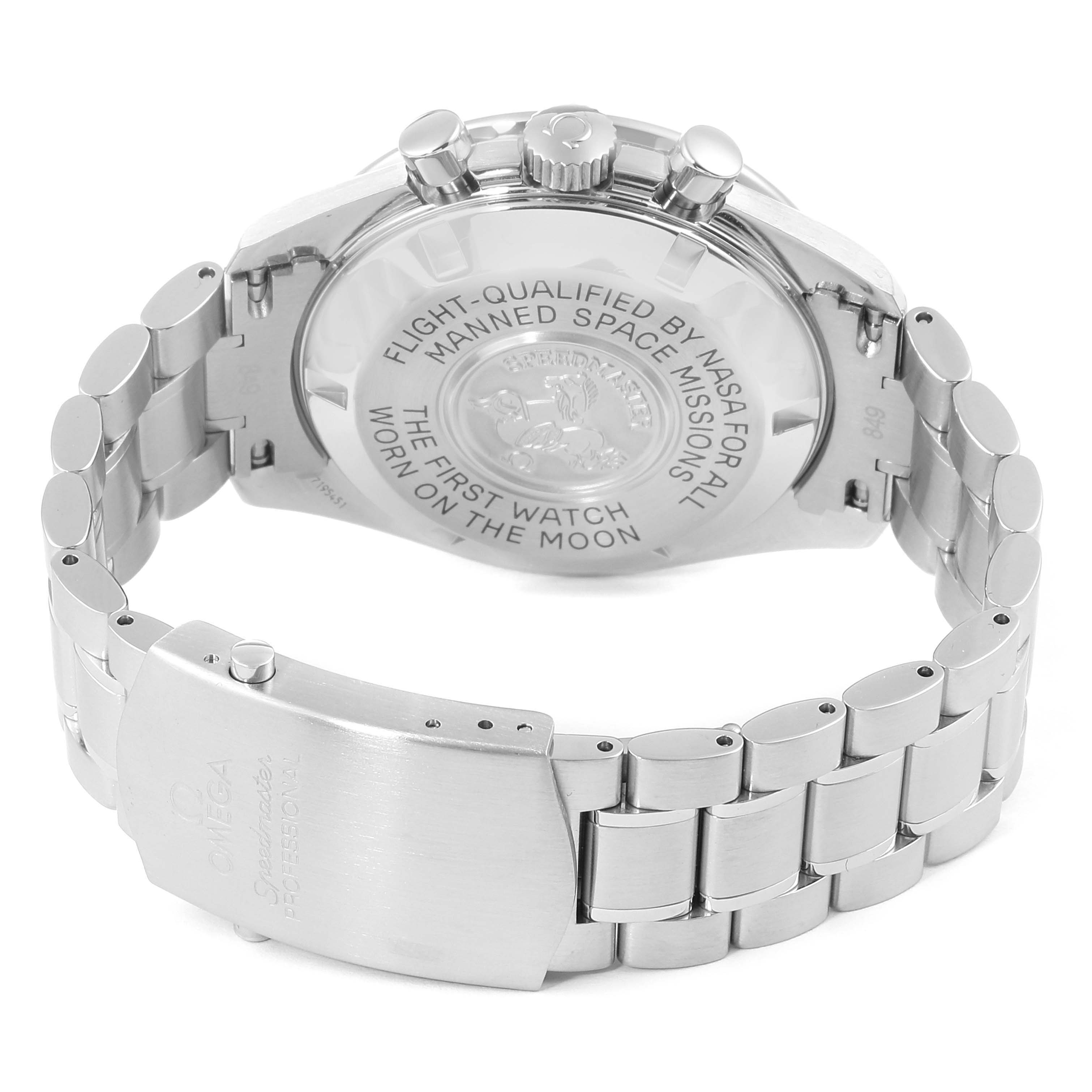 The image shows the back view of an Omega Speedmaster 3570.50.00 Men
s Stainless Steel Black Dial 3570.50.00 Men
s Stainless Steel Black Dial watch, highlighting the case back, bracelet, and clasp.