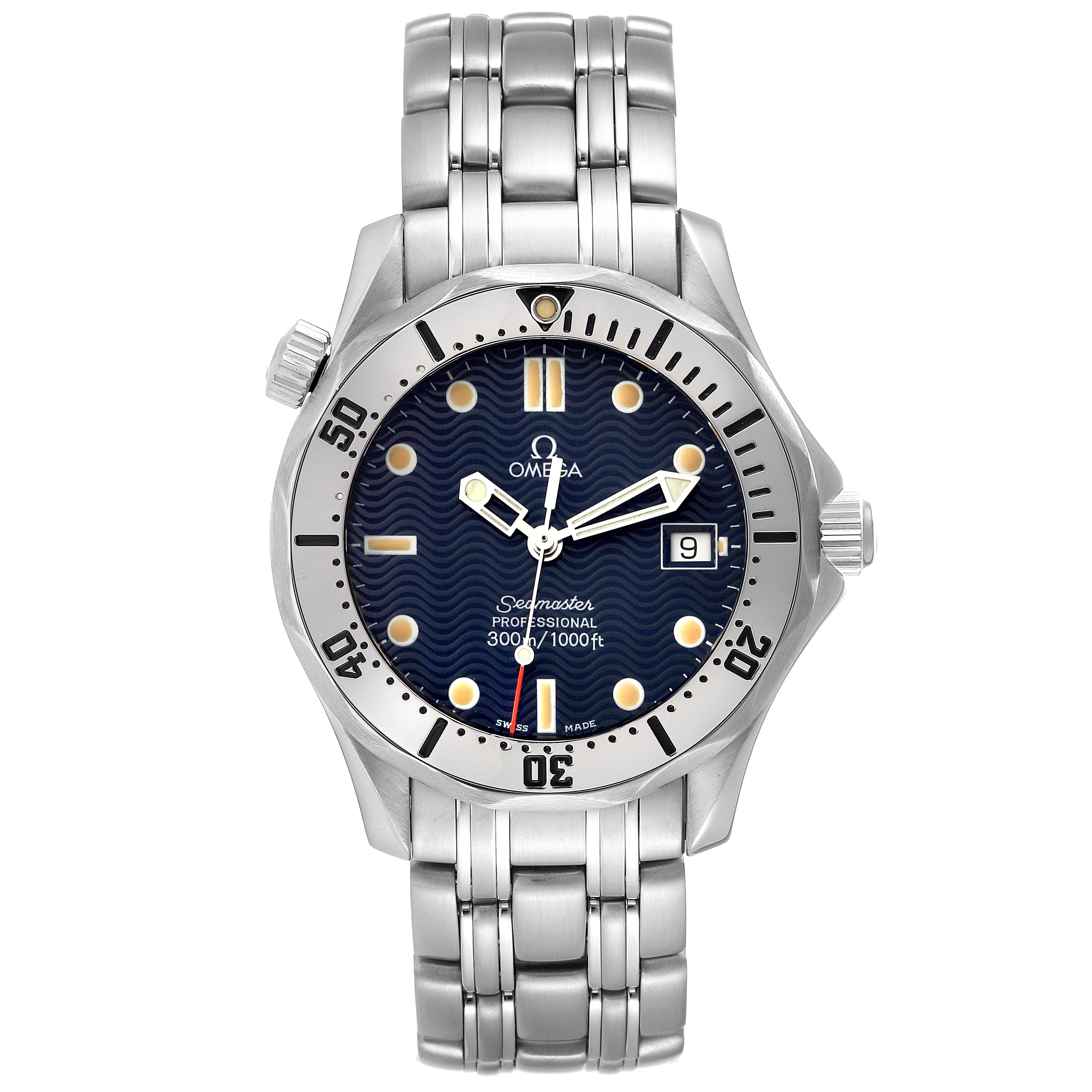 The image shows a frontal view of an Omega Seamaster 2562.80.00 Men
s Stainless Steel Blue Dial 2562.80.00 Men
s Stainless Steel Blue Dial watch with a blue dial and stainless steel bracelet.