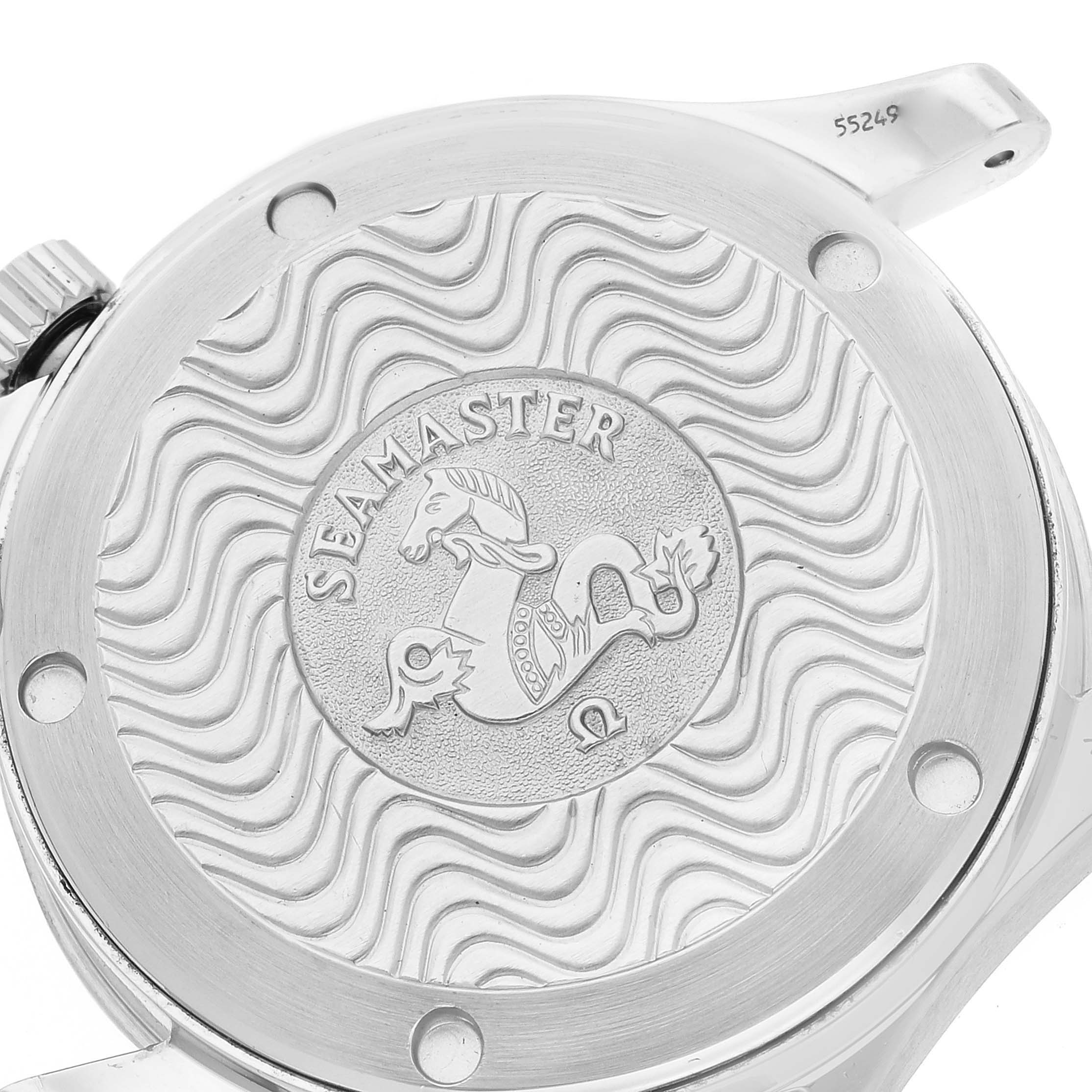 The image shows the back case of an Omega Seamaster 2562.80.00 Men
s Stainless Steel Blue Dial 2562.80.00 Men
s Stainless Steel Blue Dial watch featuring the logo and wave pattern design.