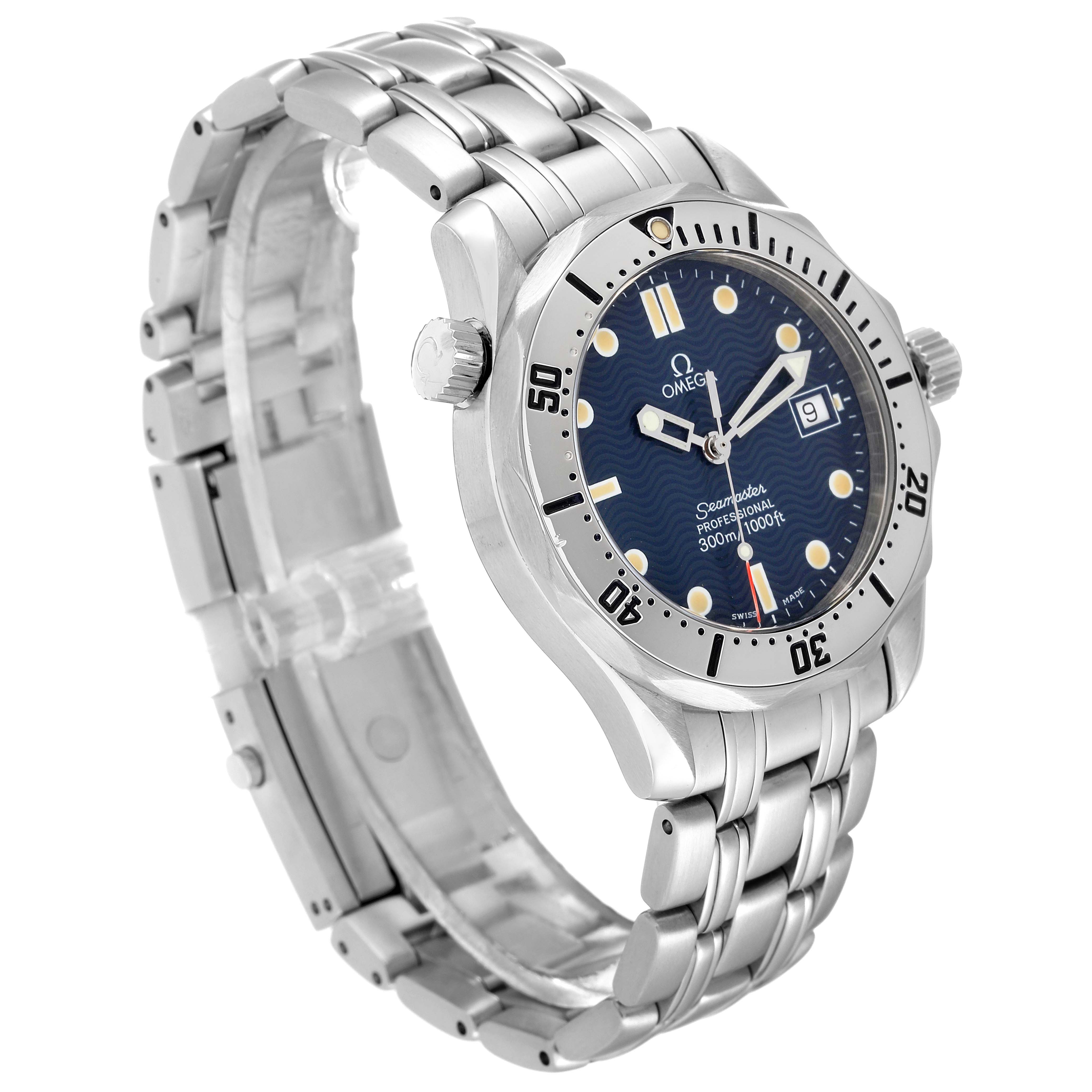 The image shows a side angle of the Omega Seamaster 2562.80.00 Men
s Stainless Steel Blue Dial 2562.80.00 Men
s Stainless Steel Blue Dial watch, displaying the bracelet, crown, and dial.