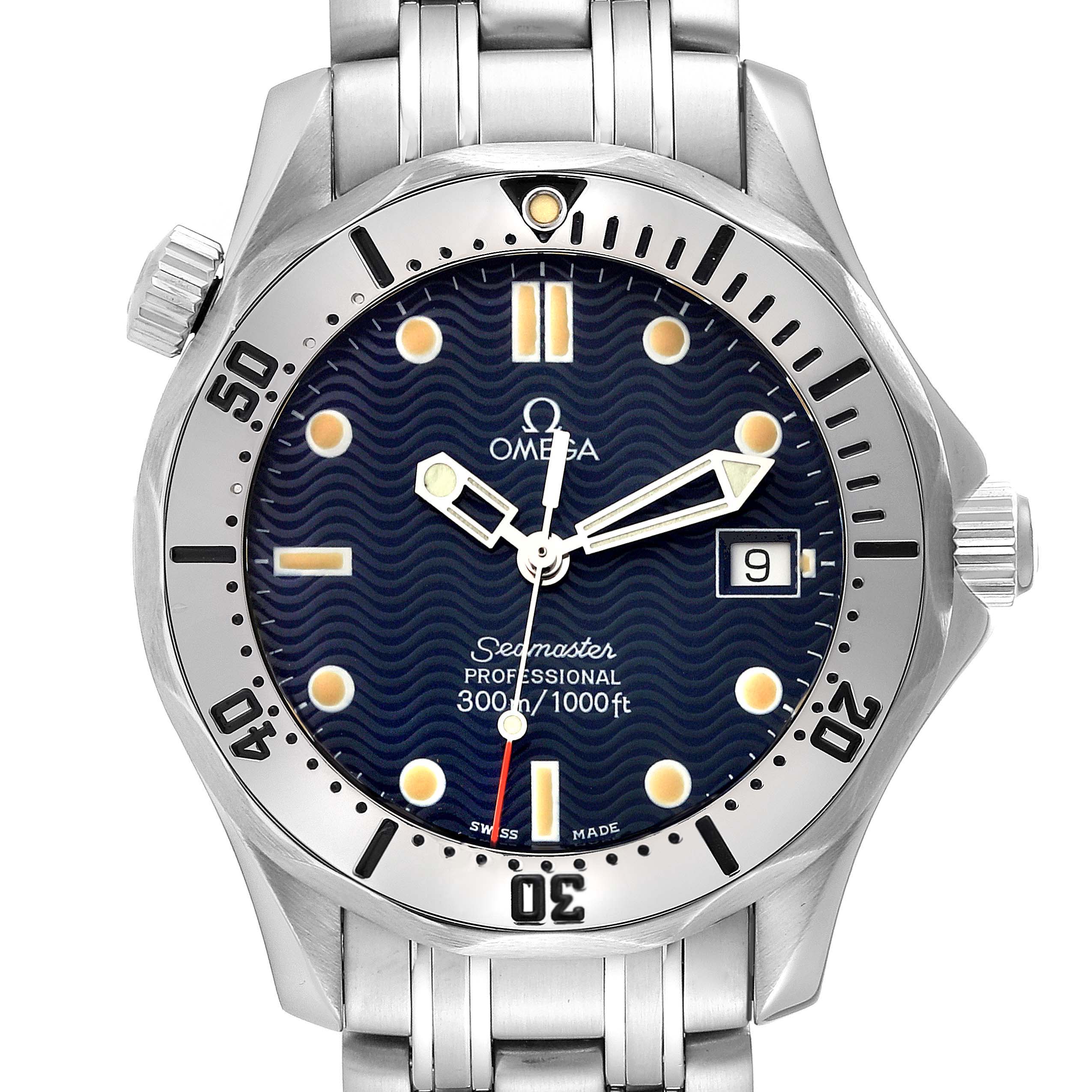 This image shows a front view of the Omega Seamaster 2562.80.00 Men
s Stainless Steel Blue Dial 2562.80.00 Men
s Stainless Steel Blue Dial watch with its bracelet, bezel, and dial clearly visible.