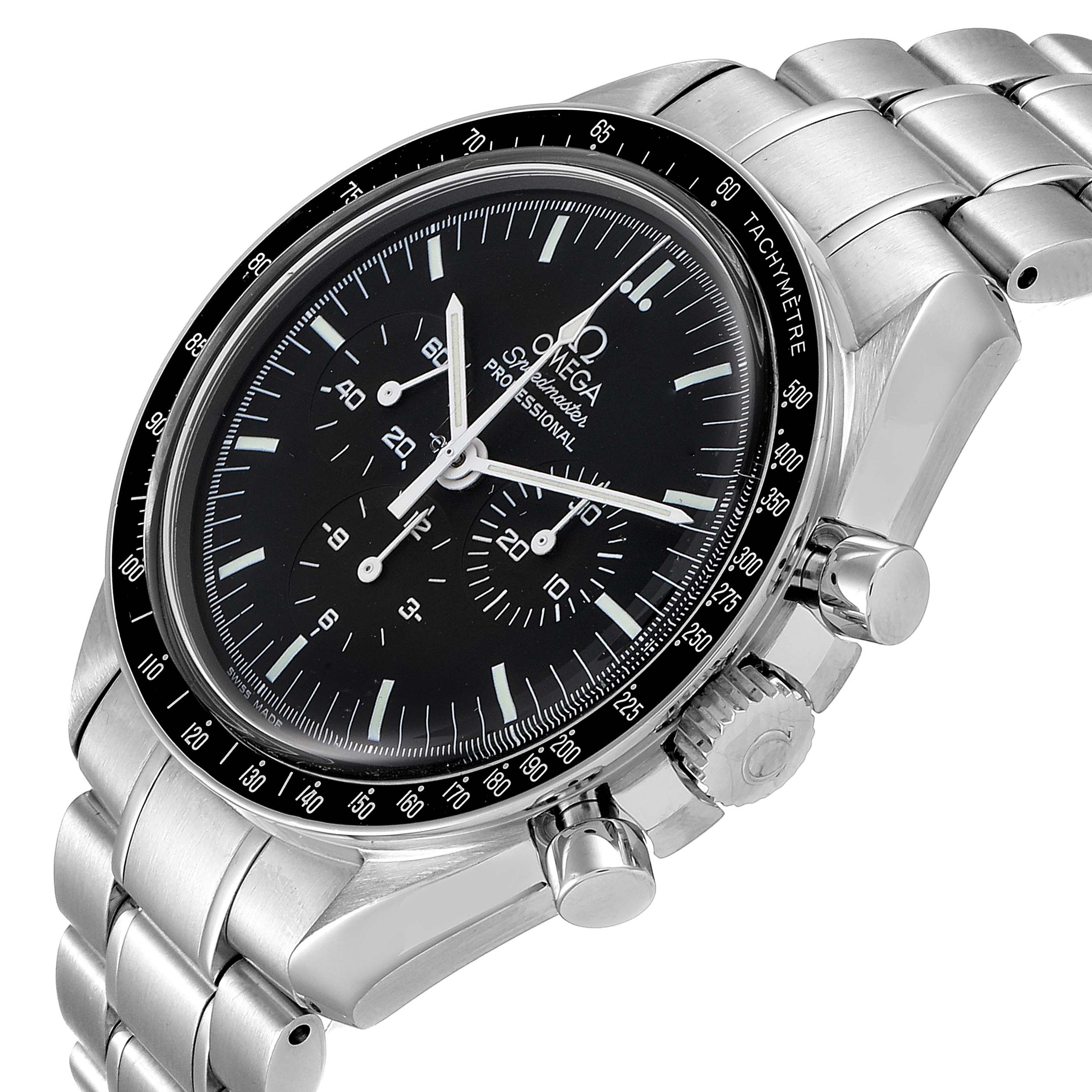 This image shows a close-up angle of the Omega Speedmaster 3570.50.00 Men
s Stainless Steel Black Dial 3570.50.00 Men
s Stainless Steel Black Dial watch, highlighting its black dial, tachymeter bezel, and stainless steel bracelet.