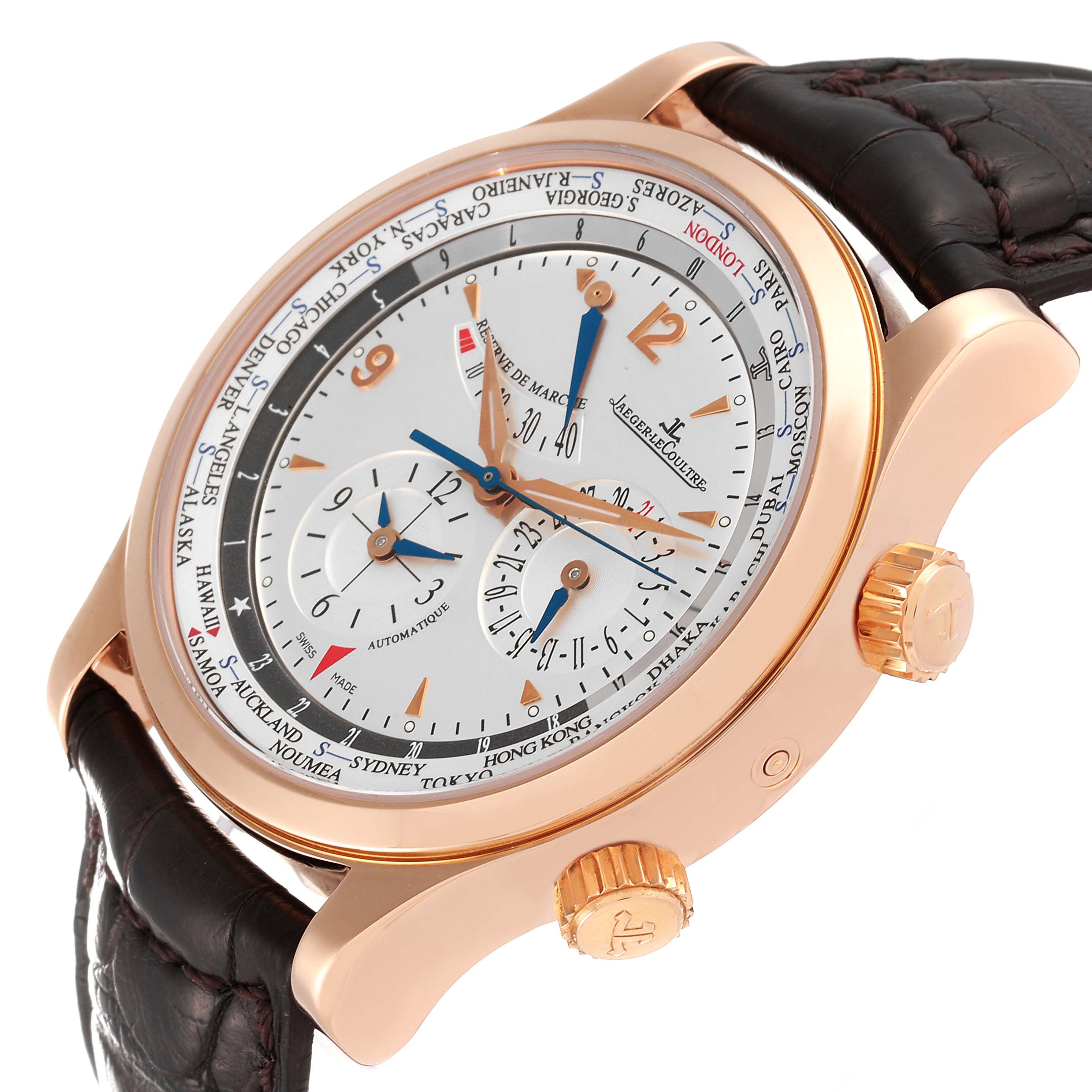 This image shows a Jaeger LeCoultre Master Q1522420 Men
s Rose Gold Silver Dial Q1522420 Men
s Rose Gold Silver Dial model watch at a three-quarter angle, highlighting the dial, casing, crown, and strap.