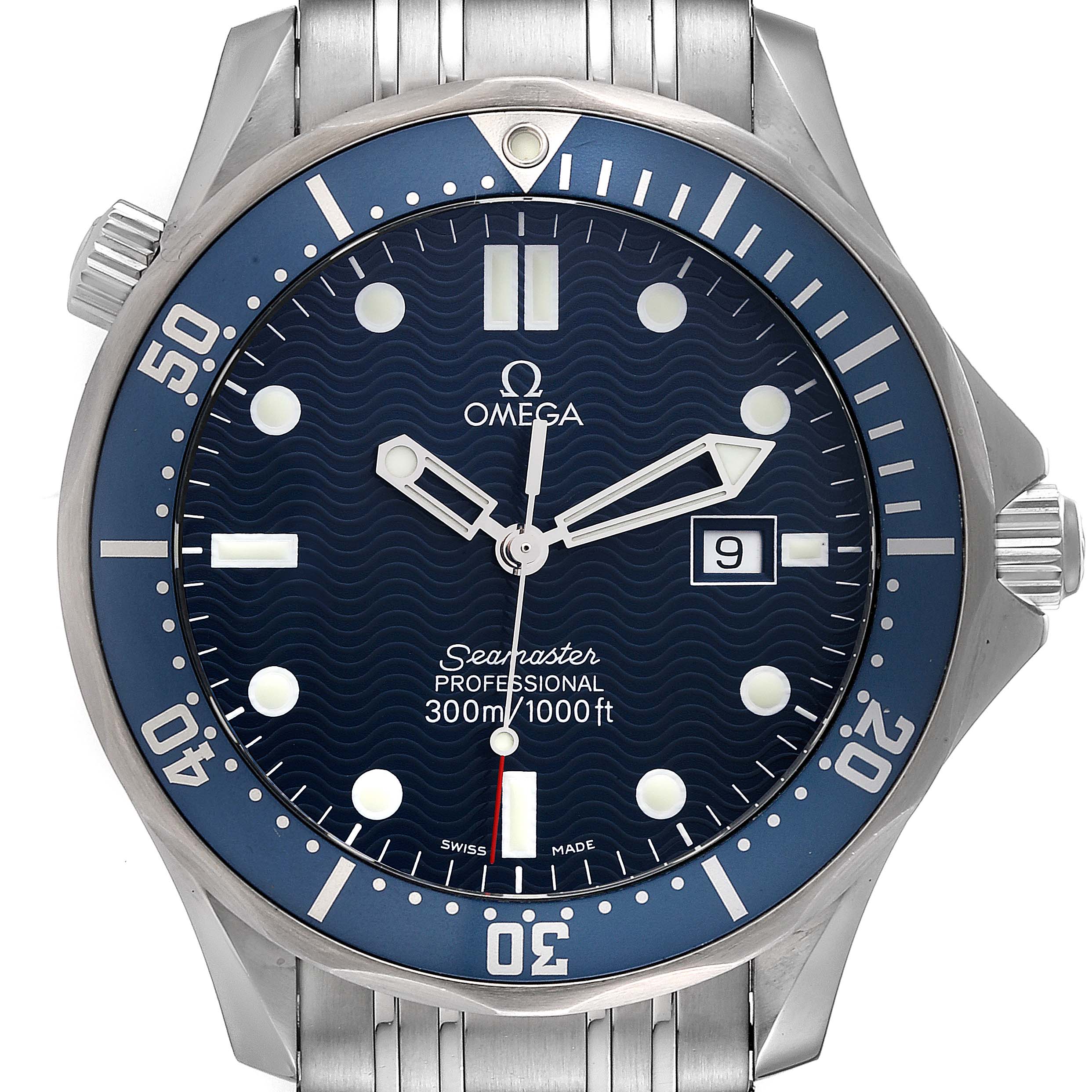 The image shows a frontal view of an Omega Seamaster 2541.80.00 Men's Stainless Steel Blue Dial 2541.80.00 Men's Stainless Steel Blue Dial watch, highlighting its blue dial, bezel, and stainless steel bracelet.