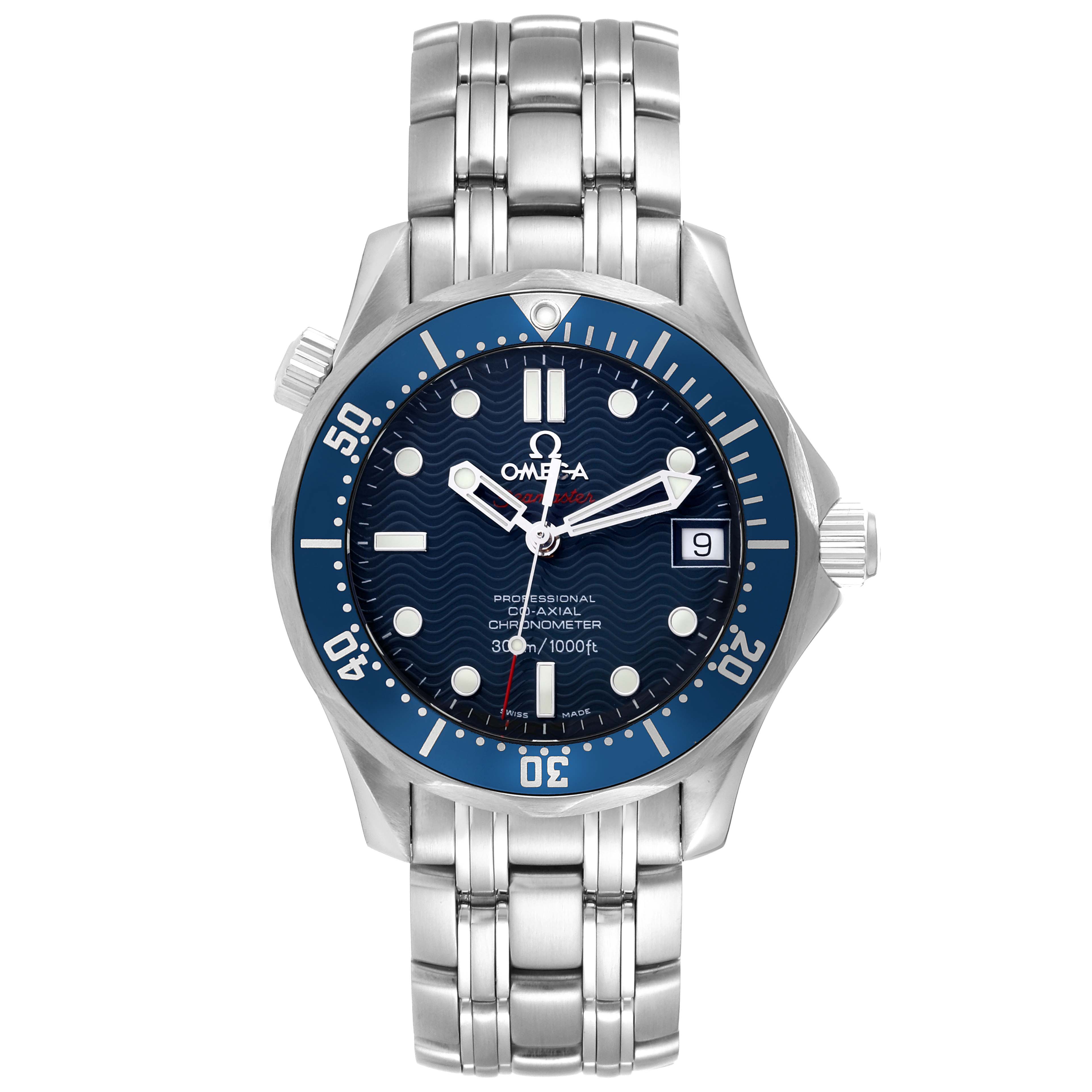 The image shows a front view of an Omega Seamaster 2222.80.00 Men
s Stainless Steel Blue Dial 2222.80.00 Men
s Stainless Steel Blue Dial watch, highlighting its blue dial, bezel, and silver bracelet.