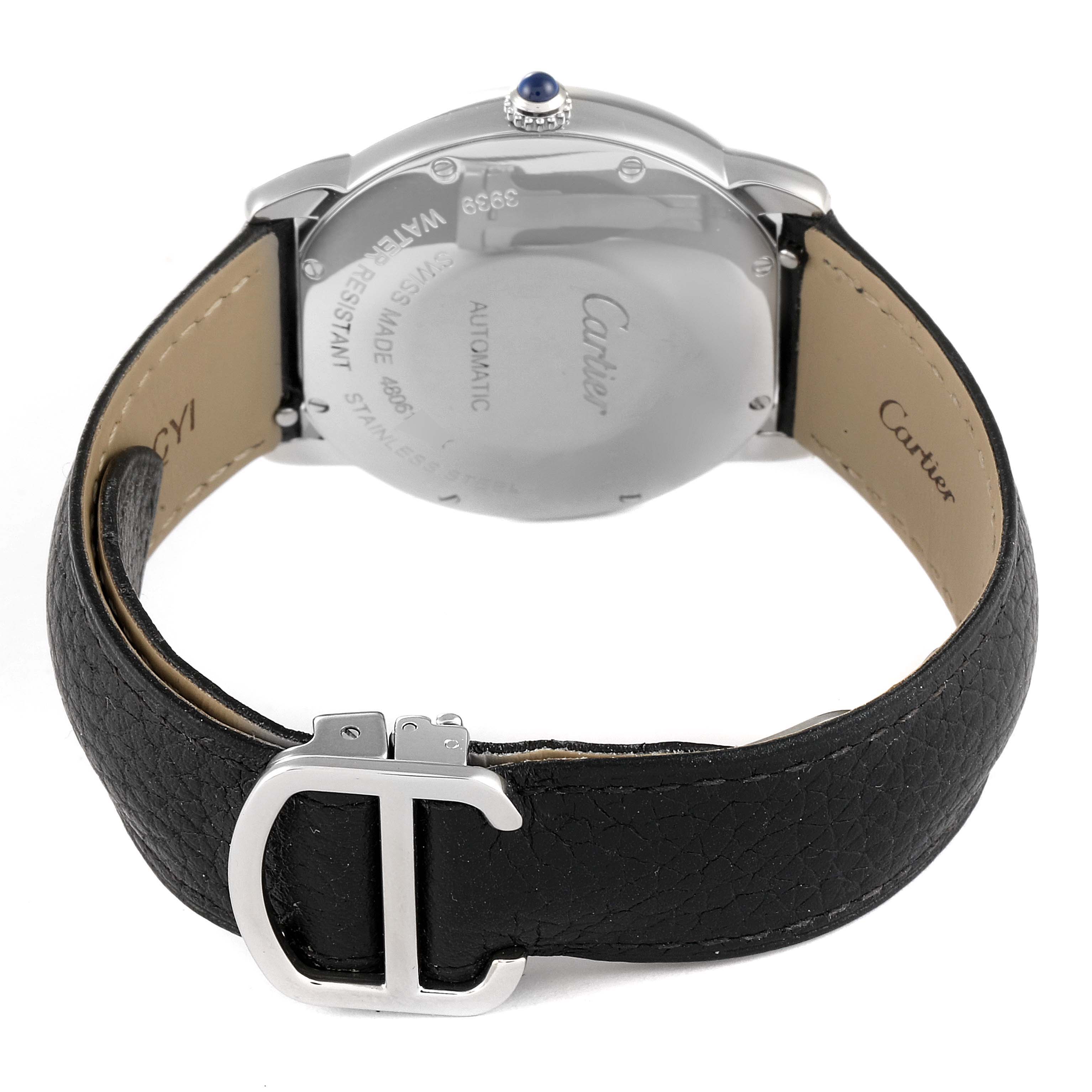 The image shows the back case and leather strap with buckle of the Cartier Ronde WSRN0021 Men
s Stainless Steel Silver Dial WSRN0021 Men
s Stainless Steel Silver Dial watch.
