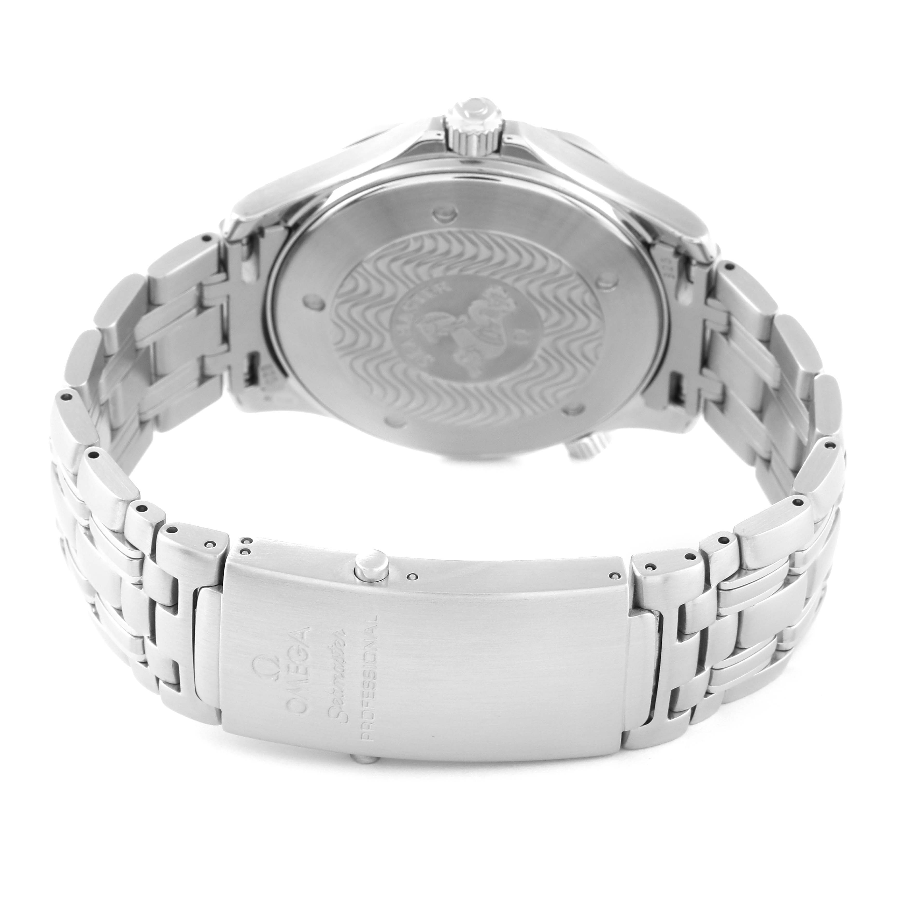 The image shows the back and metal bracelet of the Omega Seamaster 2541.80.00 Men
s Stainless Steel Blue Dial 2541.80.00 Men
s Stainless Steel Blue Dial watch at a rear angle.