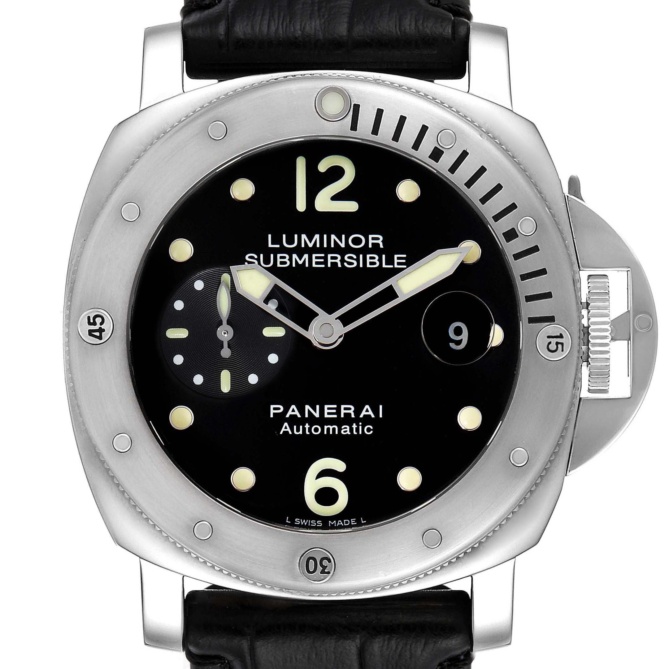 The image shows a front view of the Panerai Luminor Submersible watch, highlighting the dial, bezel, and crown guard.
