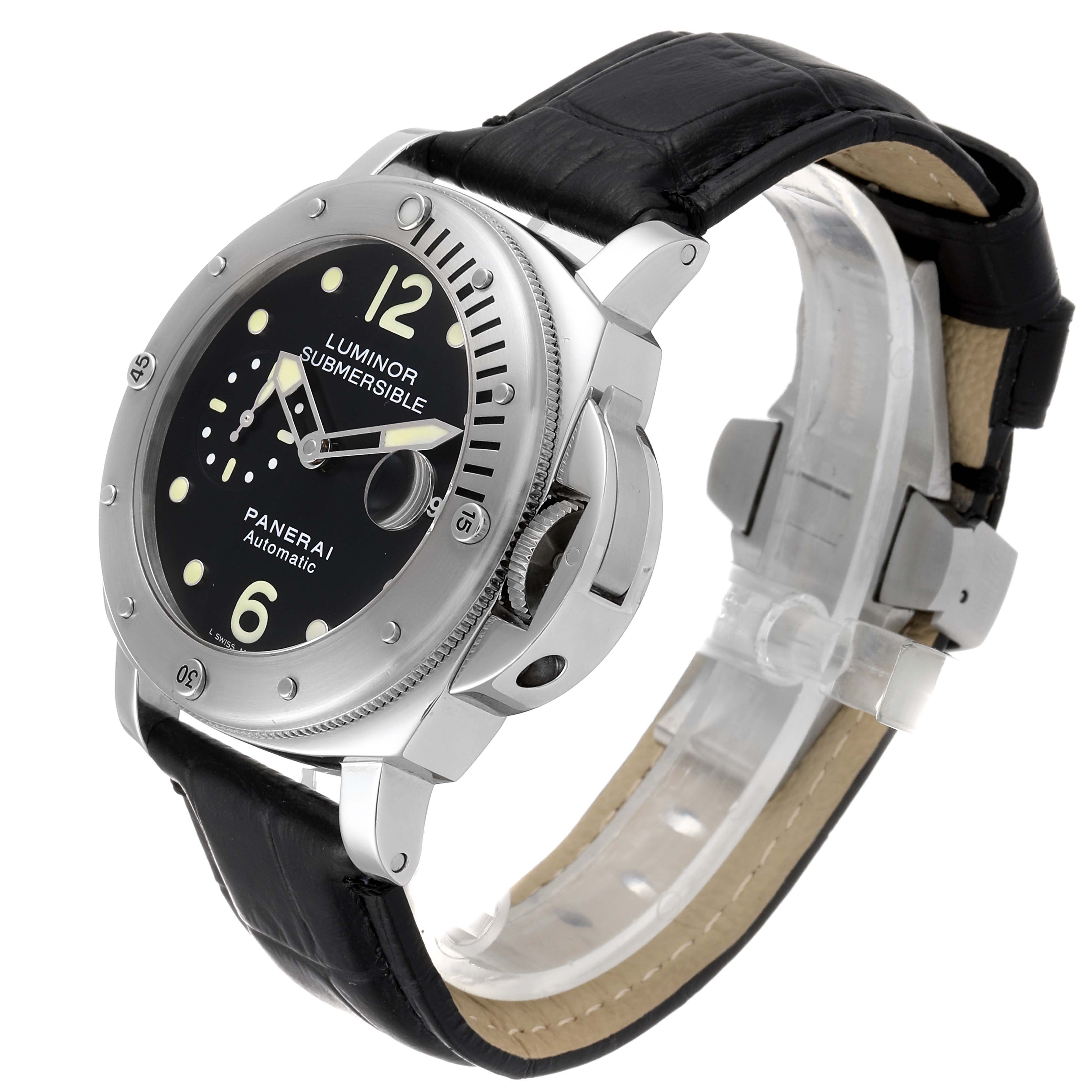 The image shows a Panerai Luminor Submersible watch at an angle highlighting the face, bezel, and strap.