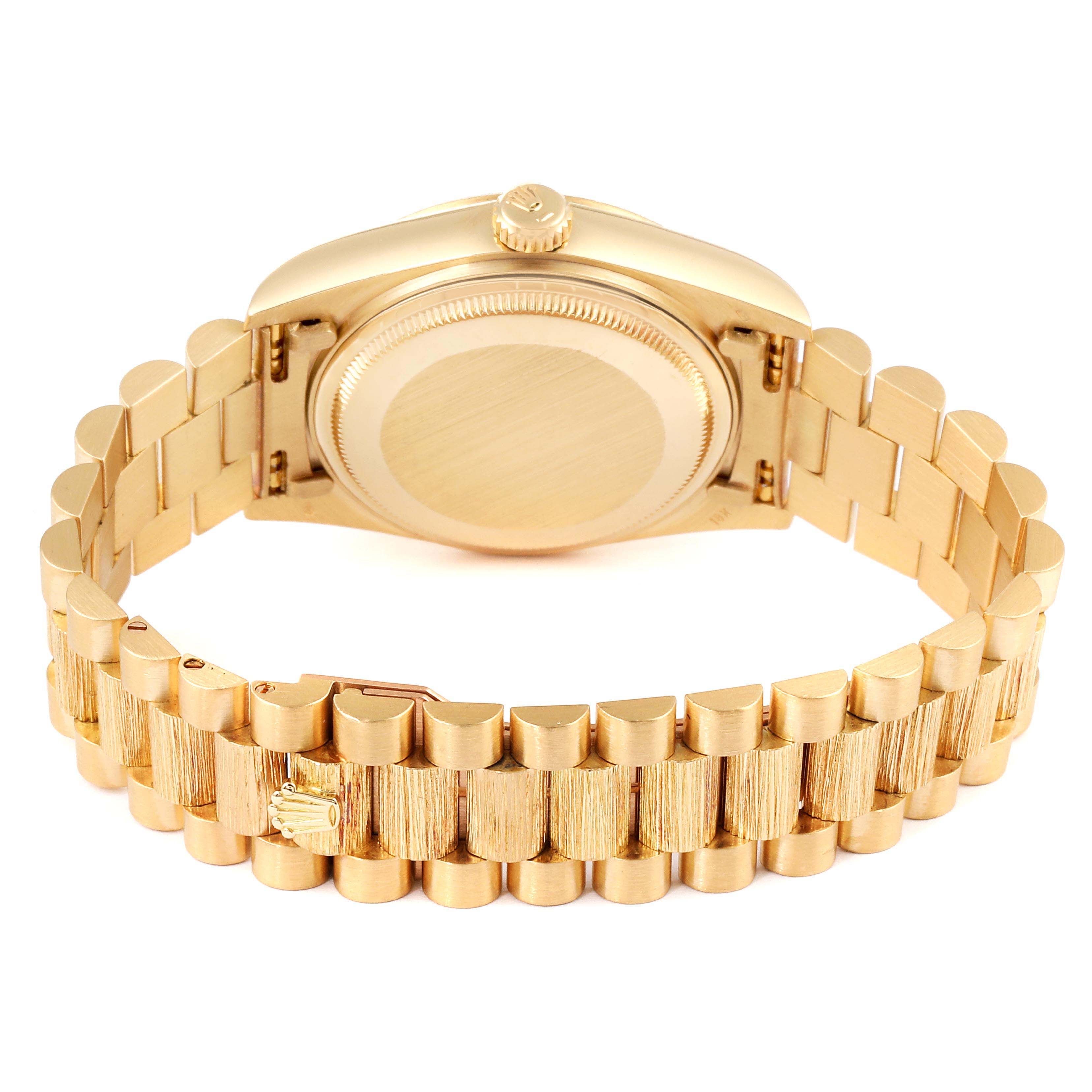 This image shows the back and band of a Rolex President 18078 Men
s Yellow Gold Black Dial 18078 Men
s Yellow Gold Black Dial model watch, with focus on the bracelet and clasp.