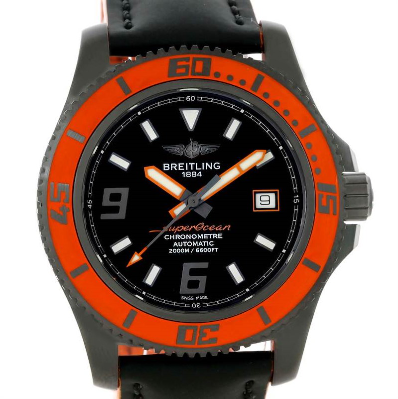 The image shows a front view of the Breitling Superocean watch, highlighting the dial, bezel, and strap.