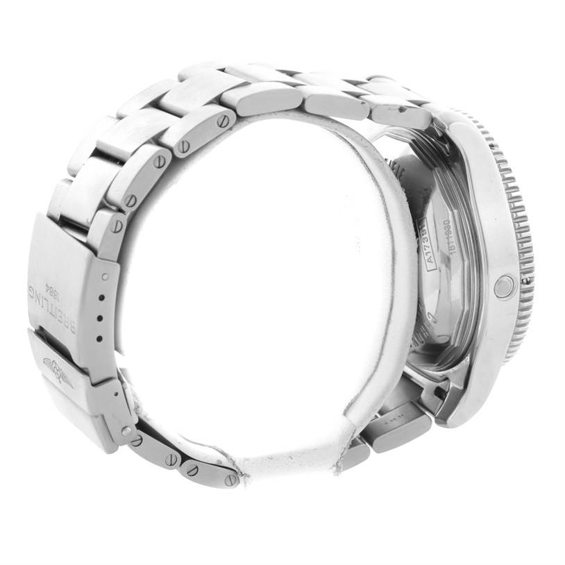 The image shows the side profile of a Breitling Superocean A17391 Men's Stainless Steel Black Dial A17391 Men's Stainless Steel Black Dial watch displaying its bracelet, clasp, and part of the case back.