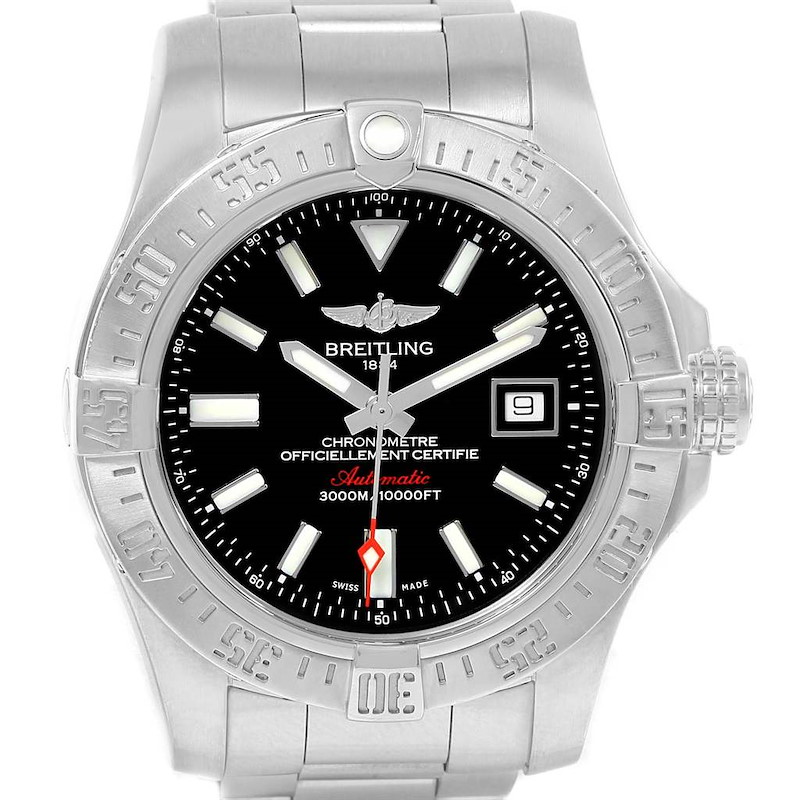 The image shows a front view of a Breitling Avenger watch, highlighting its dial, bezel, and part of the bracelet.