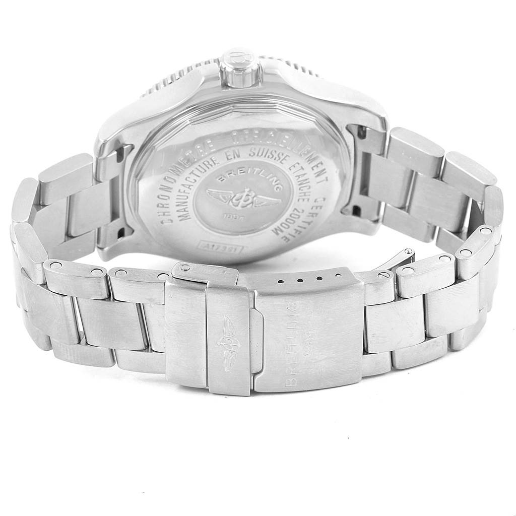 The image shows the back and bracelet of the Breitling Superocean A17391 Men's Stainless Steel Black Dial A17391 Men's Stainless Steel Black Dial watch, facing upwards.