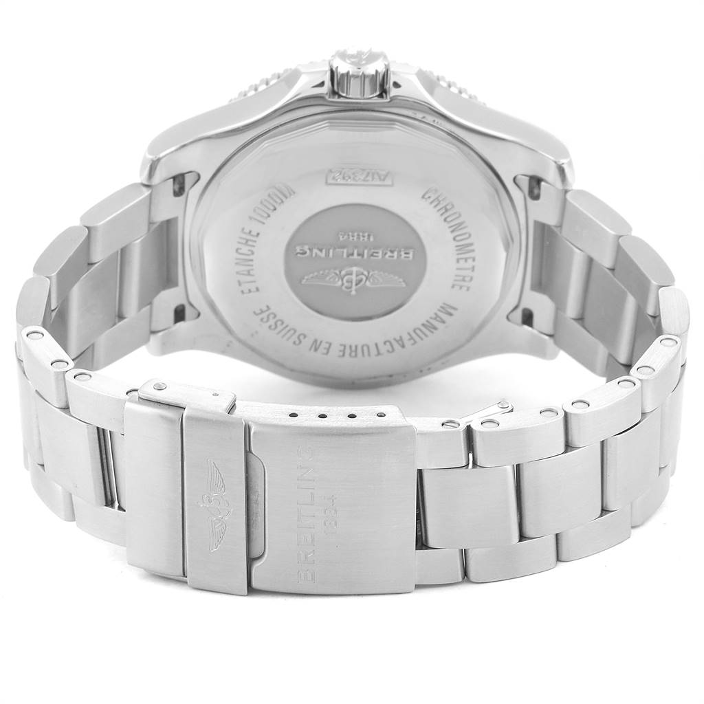 This image shows the back and bracelet of a Breitling Superocean A17392D8/C910 Men's Stainless Steel Black Dial A17392D8/C910 Men's Stainless Steel Black Dial watch from a rear angle.