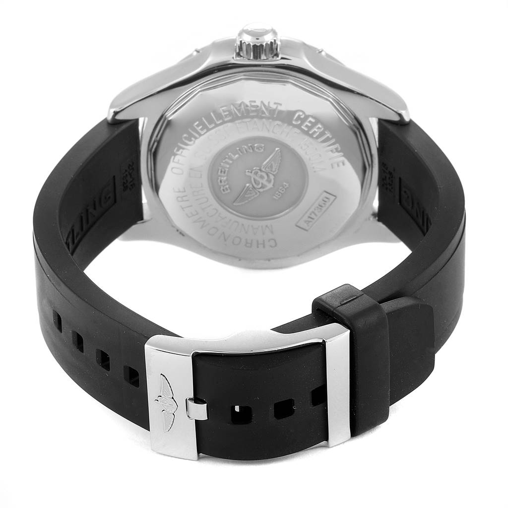 This image shows the back case and rubber strap with buckle of a Breitling Superocean A17360 Men's Stainless Steel Beige Dial A17360 Men's Stainless Steel Beige Dial watch.
