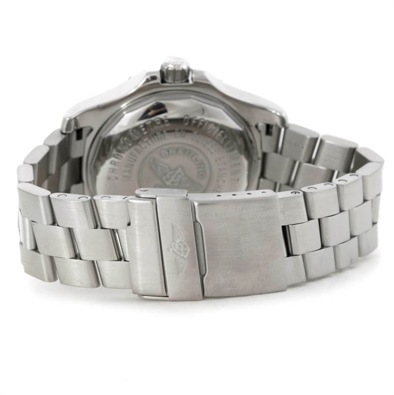 This image shows the back case and metal bracelet of a Breitling Superocean A17390 Men's Stainless Steel Black Dial A17390 Men's Stainless Steel Black Dial watch.