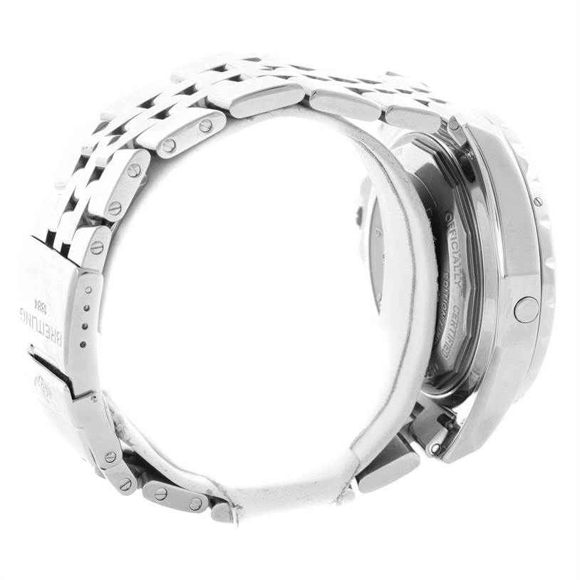 The image shows a Bentley model by Breitling from a side view, highlighting the metal bracelet and the watch casing.