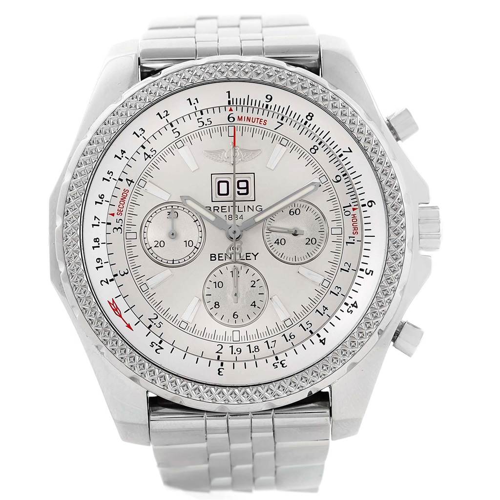 The image shows the front view of the Bentley model watch by Breitling, highlighting its dial, bezel, bracelet, and crown.