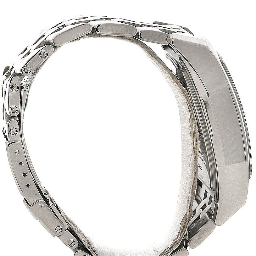 The image shows a Breitling Bentley A2836212/C722-SS Men
s Stainless Steel Mother of Pearl Dial A2836212/C722-SS Men
s Stainless Steel Mother of Pearl Dial watch from a side view, highlighting the bracelet and case.