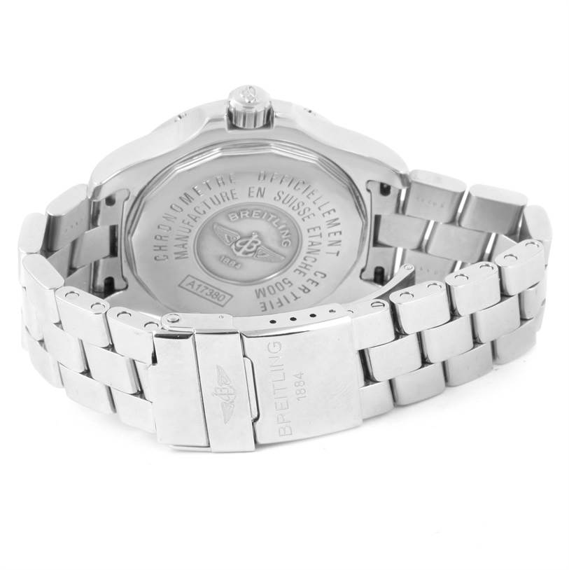 This image shows the back and clasp of the Breitling Colt A17380 Men
s Stainless Steel Blue Dial A17380 Men
s Stainless Steel Blue Dial watch, highlighting the engraved case back and metal bracelet.