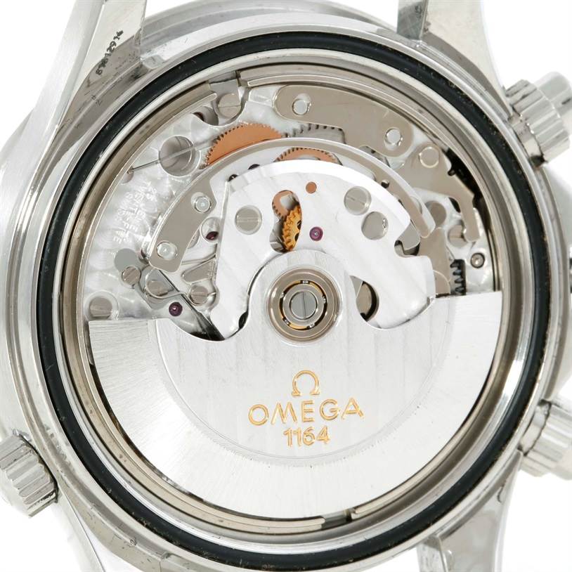 This image shows the movement and internal mechanisms of the Omega Seamaster 2225.80.00 Men
s Stainless Steel Blue Dial 2225.80.00 Men
s Stainless Steel Blue Dial watch from the back.