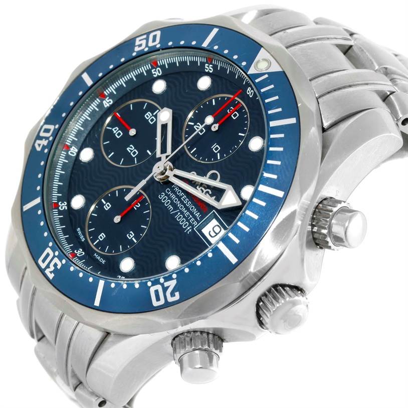 The image shows a close-up of the dial, bezel, and crown of the Omega Seamaster 2225.80.00 Men
s Stainless Steel Blue Dial 2225.80.00 Men
s Stainless Steel Blue Dial watch.