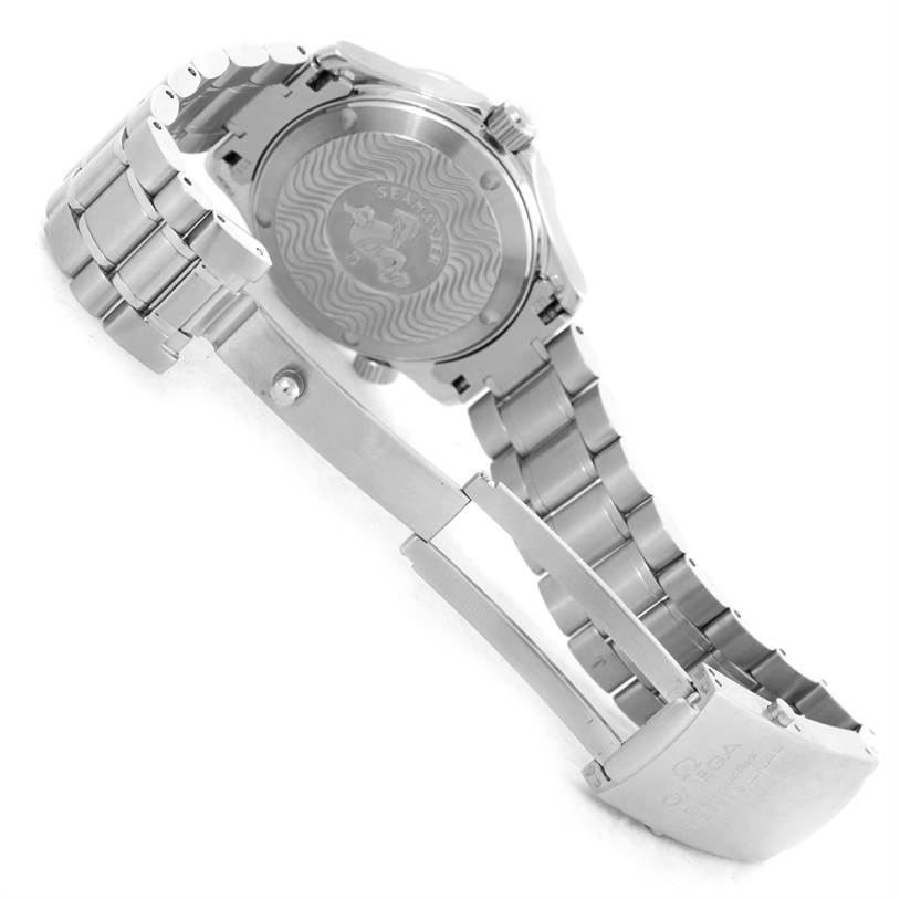 The image shows the rear view of an Omega Seamaster 2262.50.00 Men
s Stainless Steel Black Dial 2262.50.00 Men
s Stainless Steel Black Dial watch, highlighting its closed clasp and engraved case back.