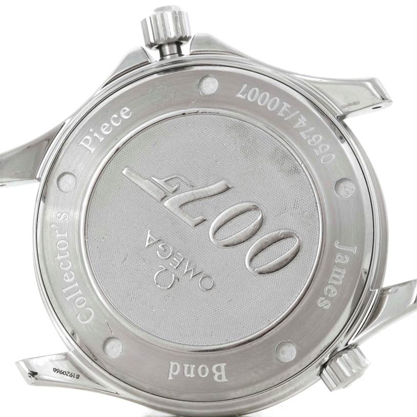 This image shows the back case and crown of an Omega Seamaster 212.30.41.20.01.001 Men
s Stainless Steel Black Dial 212.30.41.20.01.001 Men
s Stainless Steel Black Dial 007 James Bond Collector’s Piece watch.