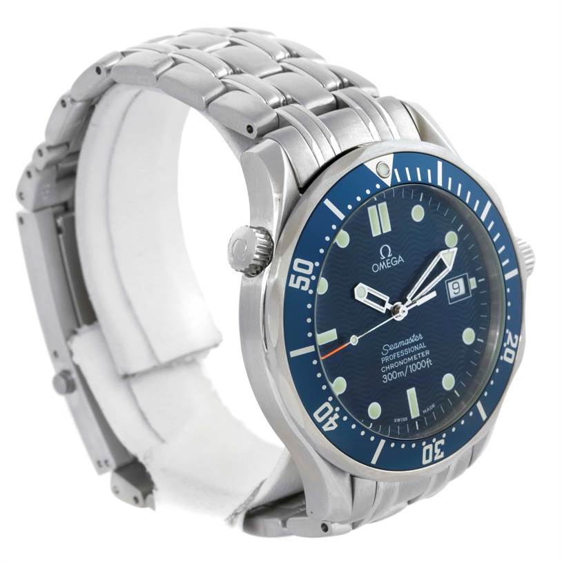 The Omega Seamaster 2531.80.00 Men
s Stainless Steel Blue Dial 2531.80.00 Men
s Stainless Steel Blue Dial watch is shown from a front-side angle, highlighting its bezel, dial, and stainless steel bracelet.