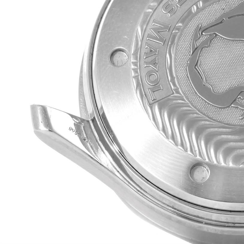 This image shows a close-up view of the case back and lugs of an Omega Seamaster 2595.50.00 Men
s Stainless Steel Black Dial 2595.50.00 Men
s Stainless Steel Black Dial watch.