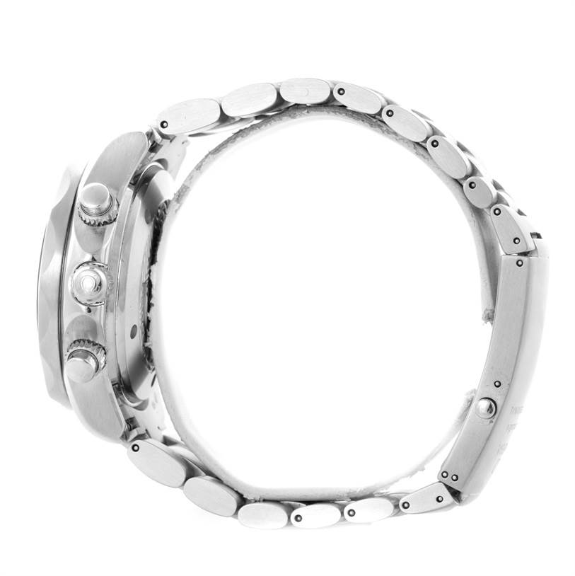 The side view of the Omega Seamaster 2595.50.00 Men
s Stainless Steel Black Dial 2595.50.00 Men
s Stainless Steel Black Dial watch shows the case, crown, pushers, and metal bracelet.