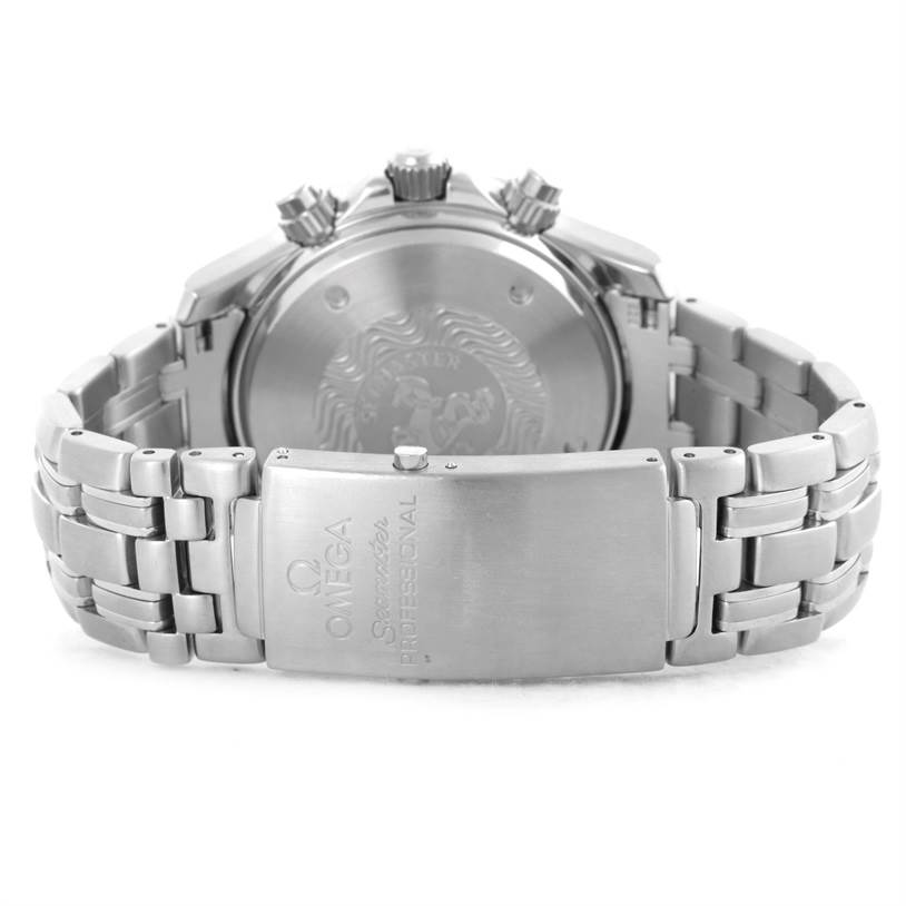 The image shows the back view of the Omega Seamaster 2225.80.00 Men
s Stainless Steel Blue Dial 2225.80.00 Men
s Stainless Steel Blue Dial watch, highlighting the clasp, bracelet, and case back.