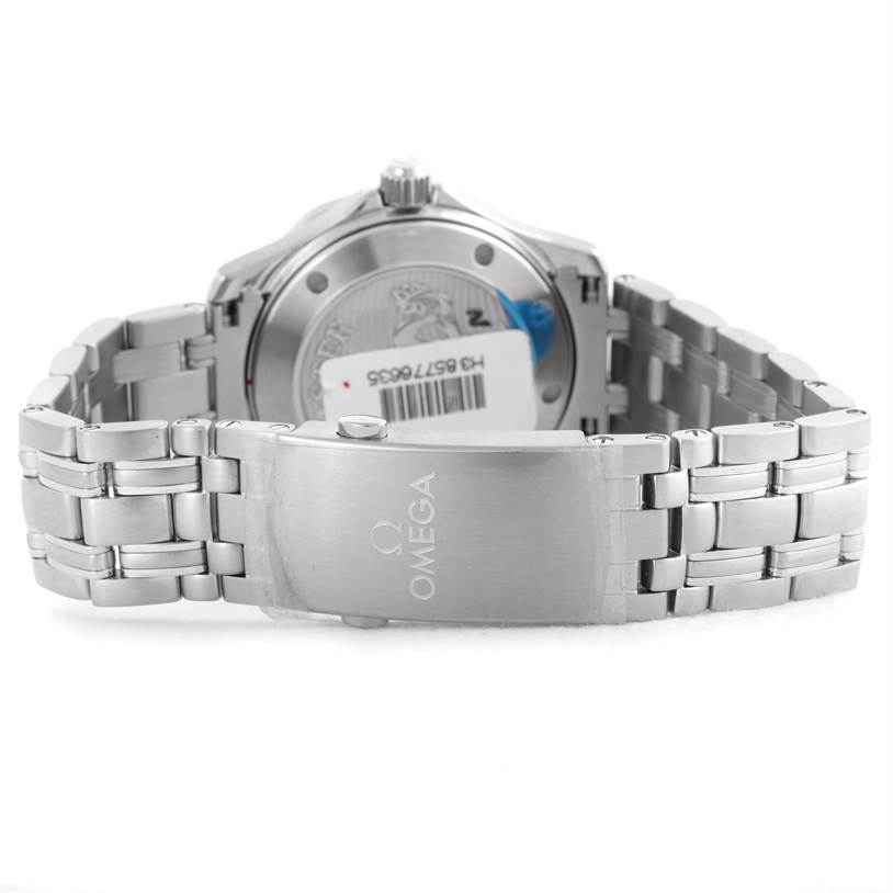 The image shows the back and clasp of an Omega Seamaster 212.30.36.20.01.002 Men
s Stainless Steel Black Dial 212.30.36.20.01.002 Men
s Stainless Steel Black Dial watch, highlighting the stainless steel bracelet and clasp with the Omega logo.