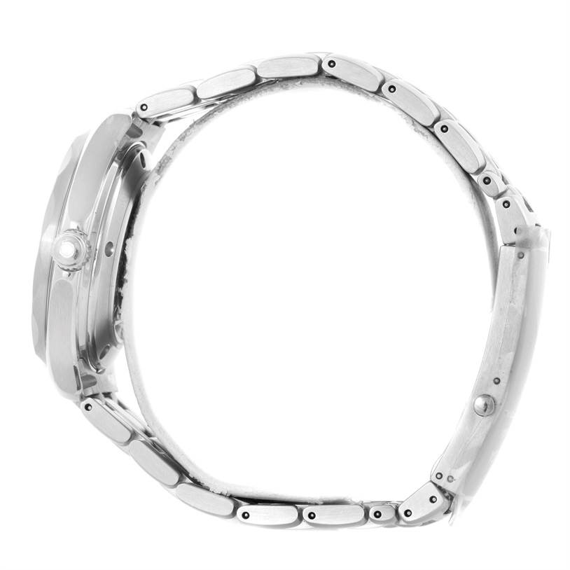 The image shows a side profile of an Omega Seamaster 2222.80.00 Men
s Stainless Steel Blue Dial 2222.80.00 Men
s Stainless Steel Blue Dial watch, highlighting the case and metal bracelet.