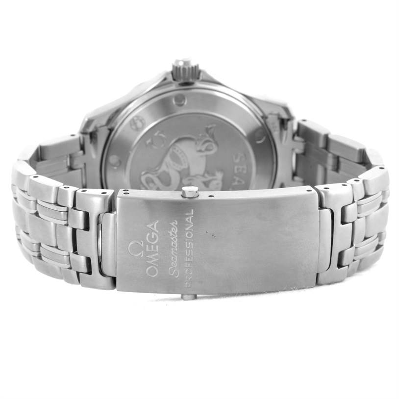 The image shows the back case and clasp of an Omega Seamaster 212.30.36.61.01.001 Men
s Stainless Steel Black Dial 212.30.36.61.01.001 Men
s Stainless Steel Black Dial watch.