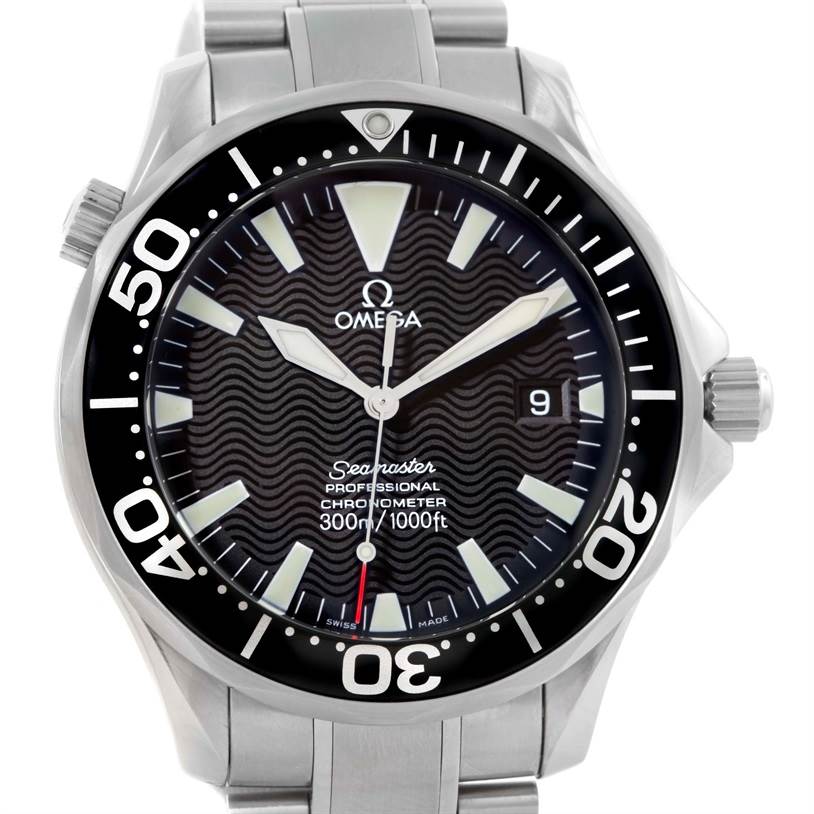 The image shows a front view of an Omega Seamaster 2254.50.00 Men
s Stainless Steel Black Dial 2254.50.00 Men
s Stainless Steel Black Dial watch, highlighting the dial, bezel, hands, and crown.