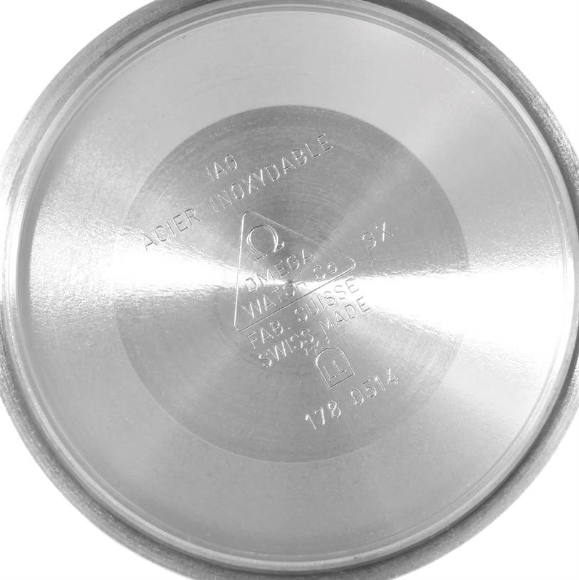 This image shows the inside of the case back for the Omega Seamaster 2599.80.00 Men
s Stainless Steel Blue Dial 2599.80.00 Men
s Stainless Steel Blue Dial watch model.