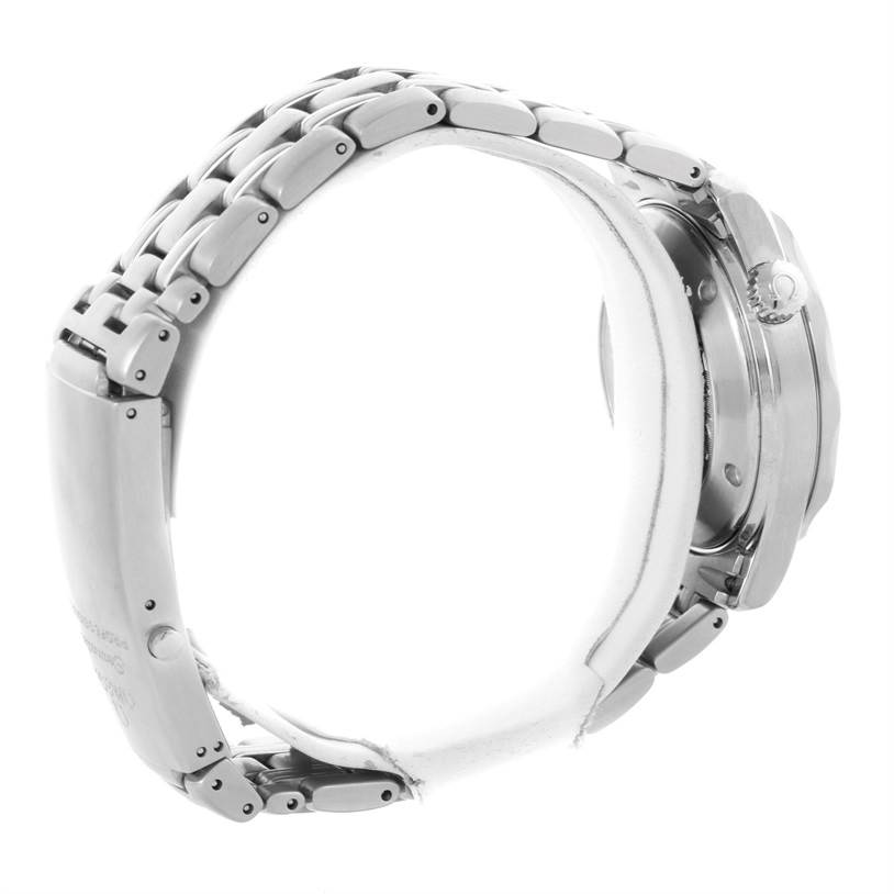 The image shows a side view of the Omega Seamaster 2222.80.00 Men
s Stainless Steel Blue Dial 2222.80.00 Men
s Stainless Steel Blue Dial watch, focusing on its stainless steel bracelet and case.