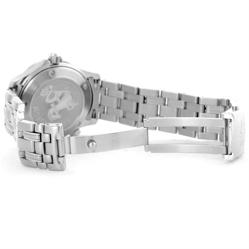 The image shows the back and open clasp of an Omega Seamaster 2222.80.00 Men
s Stainless Steel Blue Dial 2222.80.00 Men
s Stainless Steel Blue Dial model watch, highlighting its stainless steel bracelet.