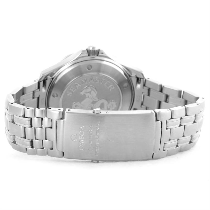 This image shows the backside of an Omega Seamaster 2220.80.00 Men
s Stainless Steel Blue Dial 2220.80.00 Men
s Stainless Steel Blue Dial watch, focusing on the case back and stainless steel bracelet clasp.